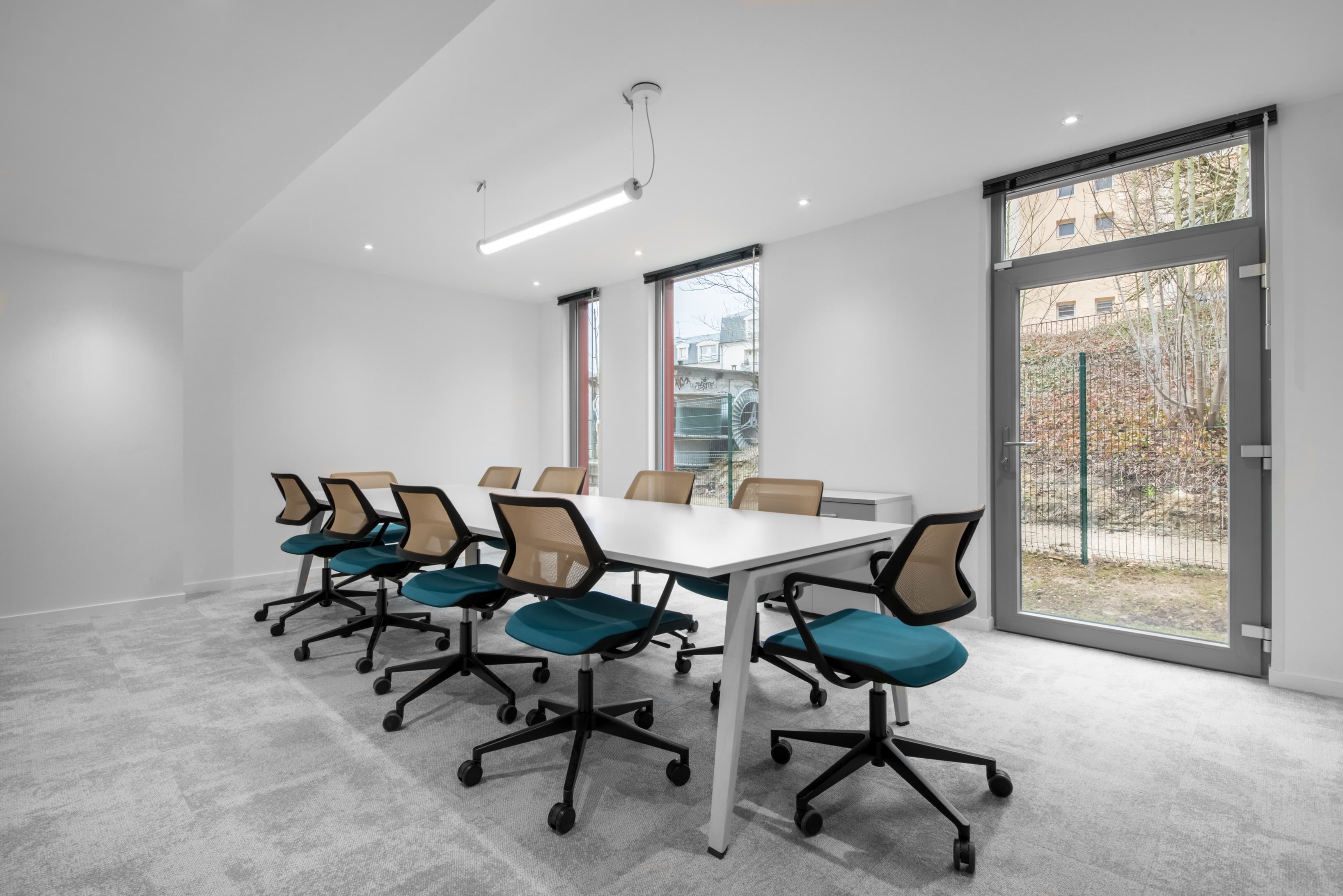 BRUNOY, Stop & Work Brunoy image 2 BRUNOY, Stop & Work Brunoy image 2