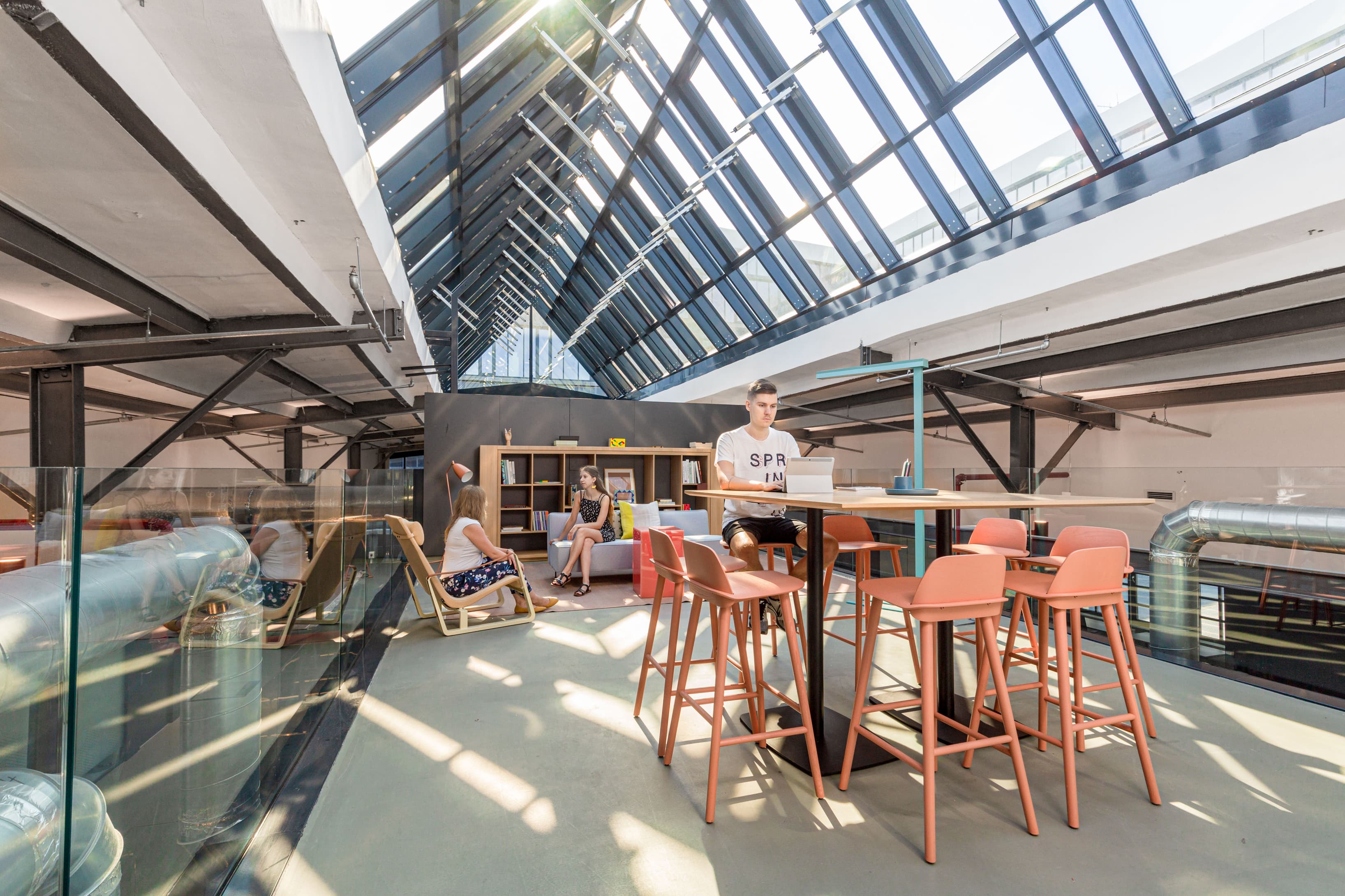 BUDAPEST, Spaces White House image 5 BUDAPEST, Spaces White House image 5