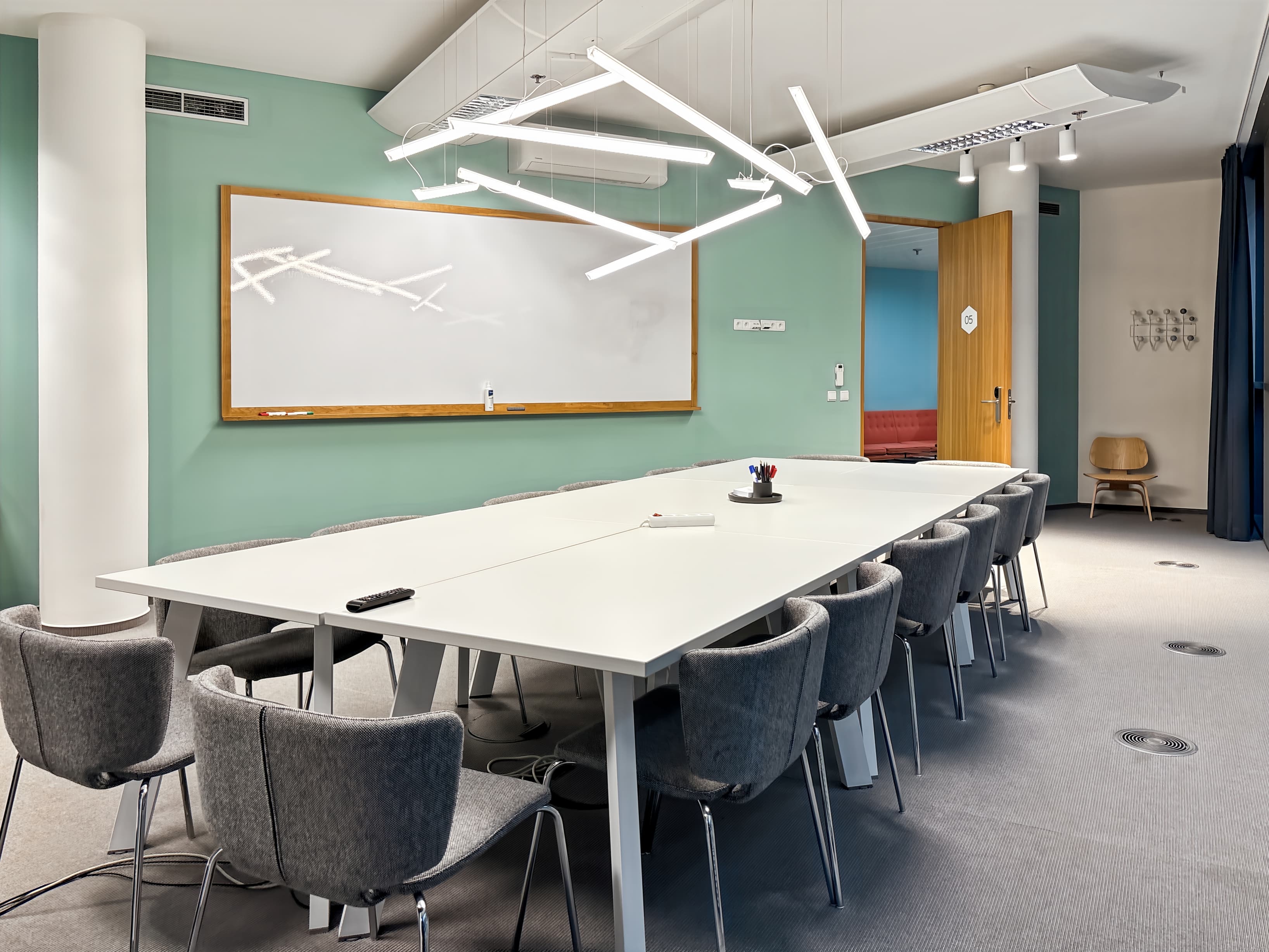 PRAGUE, Spaces Nile House image 4 PRAGUE, Spaces Nile House image 4