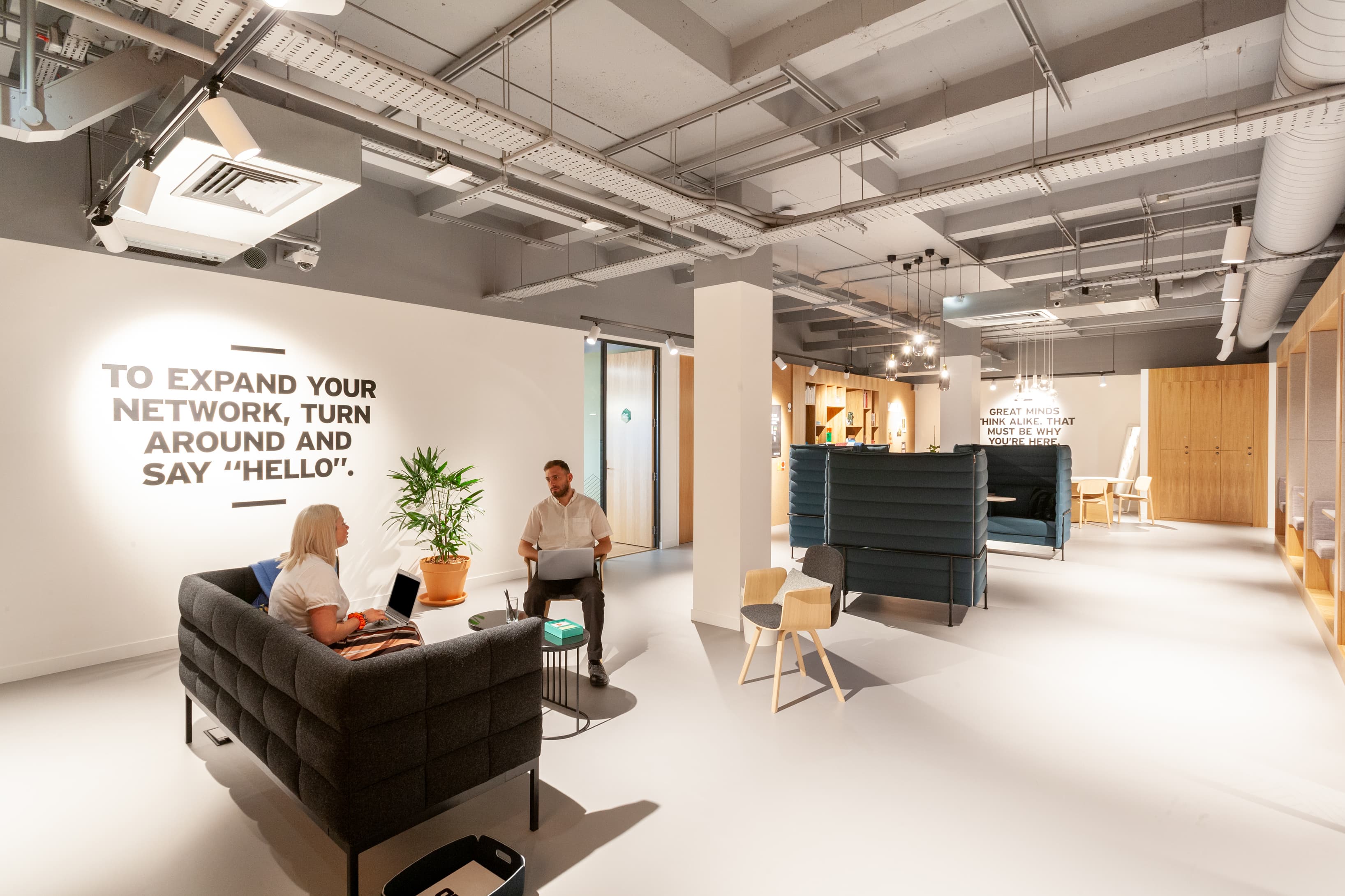 HEMEL HEMPSTEAD, Spaces, The Maylands image 1