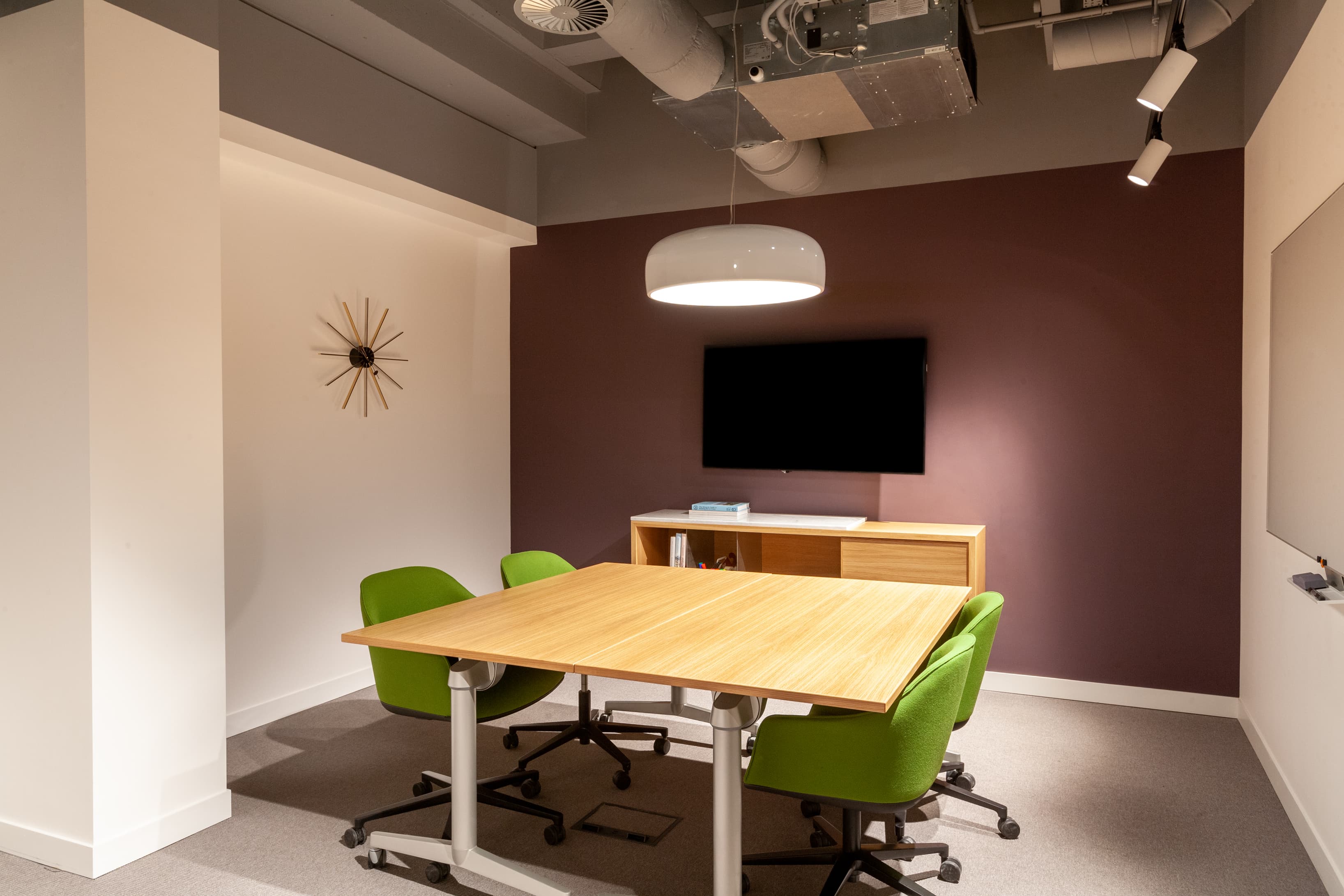 HEMEL HEMPSTEAD, Spaces, The Maylands image 6