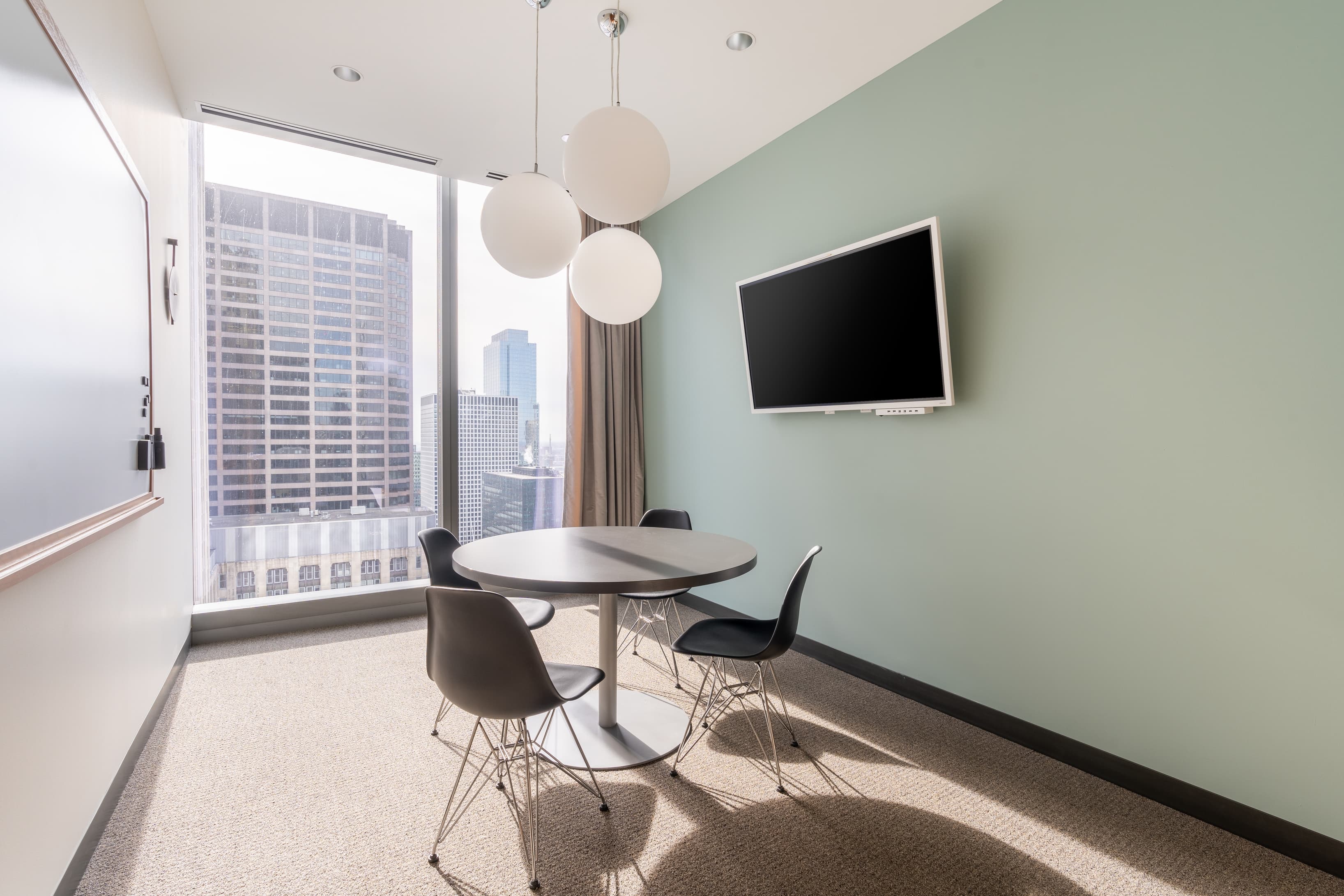 IL, Chicago – 110 North Wacker Drive image 4