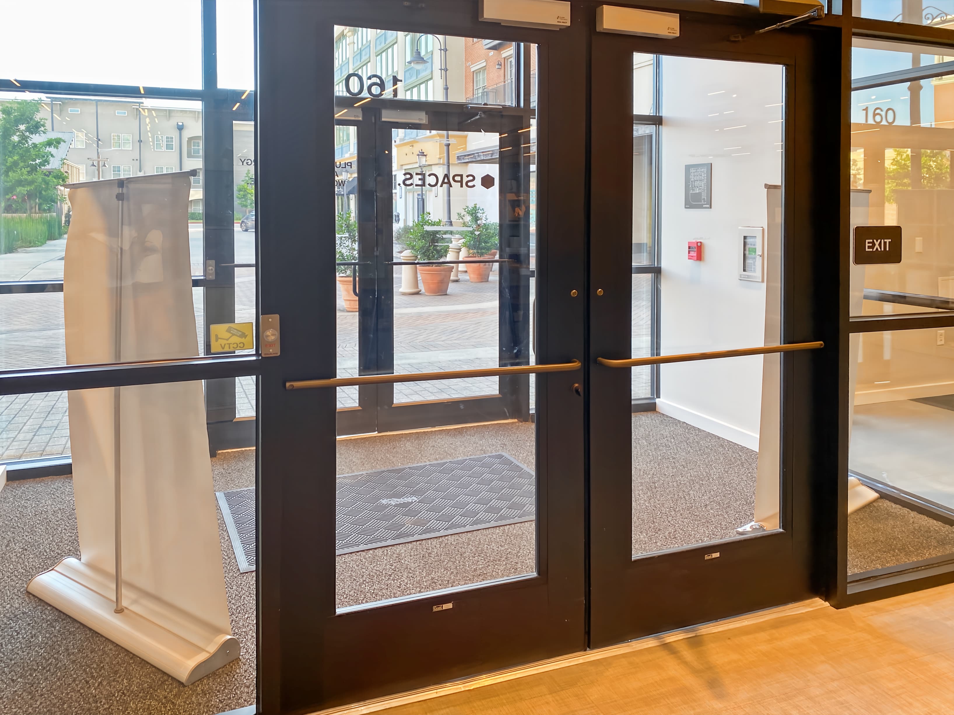 LA, Baton Rouge - 10202 Perkins Rowe image 3 LA, Baton Rouge - 10202 Perkins Rowe image 3