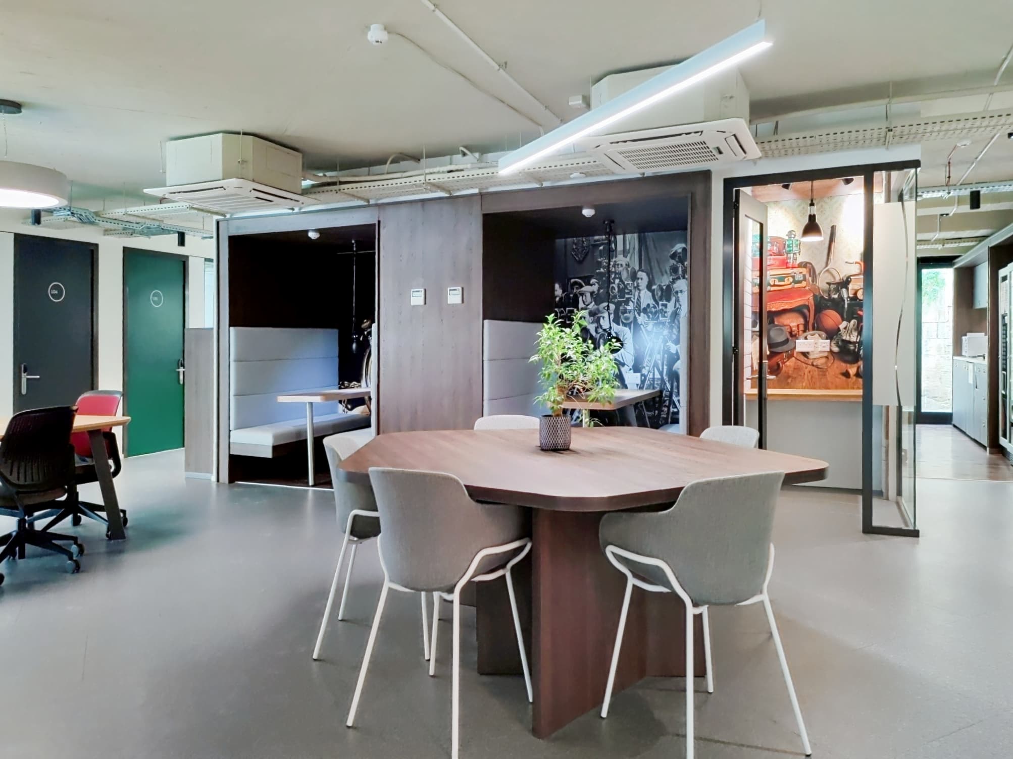 ST JULIAN'S, Swieqi Junction image 3