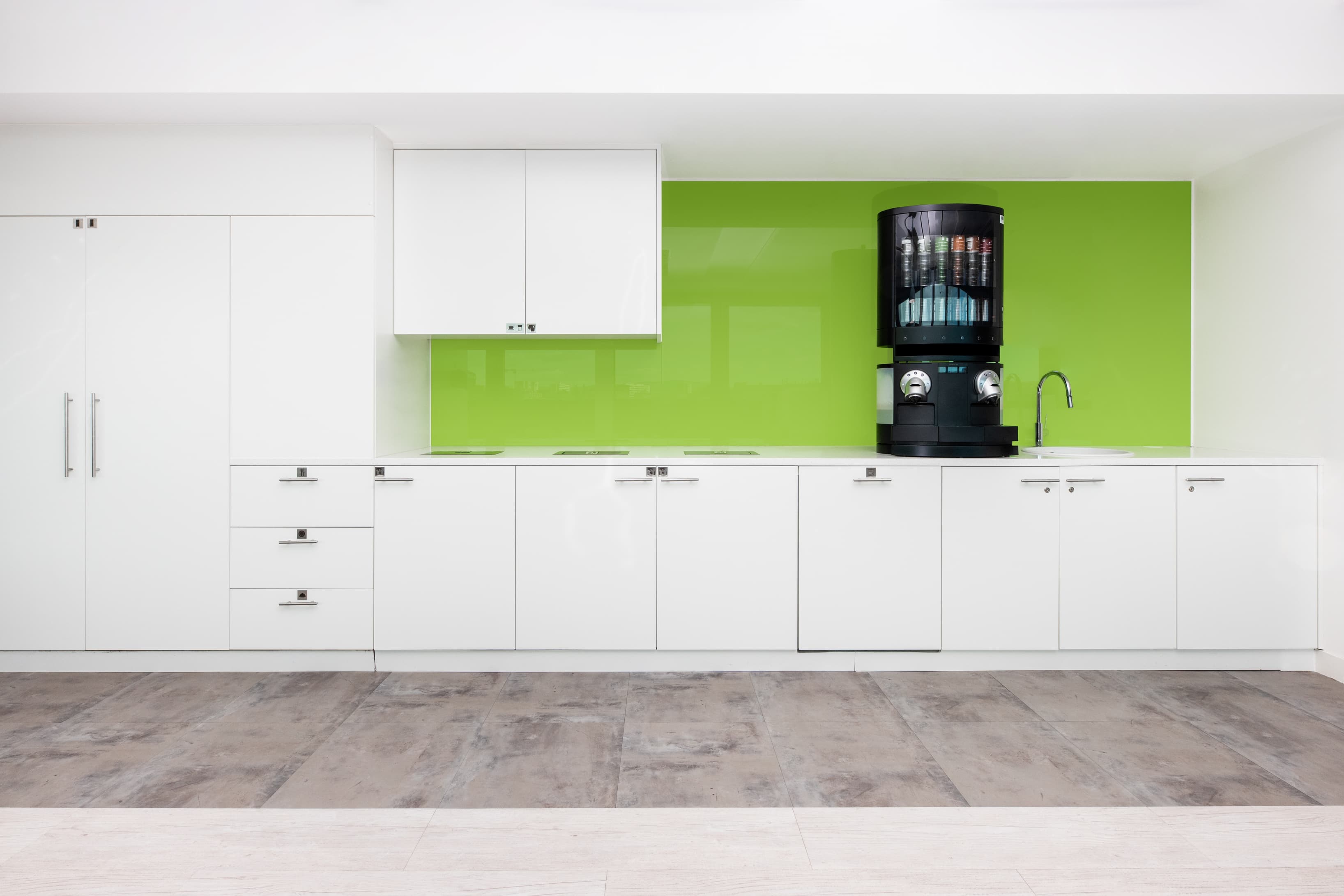 GENEVA, Nations (6th floor) image 7