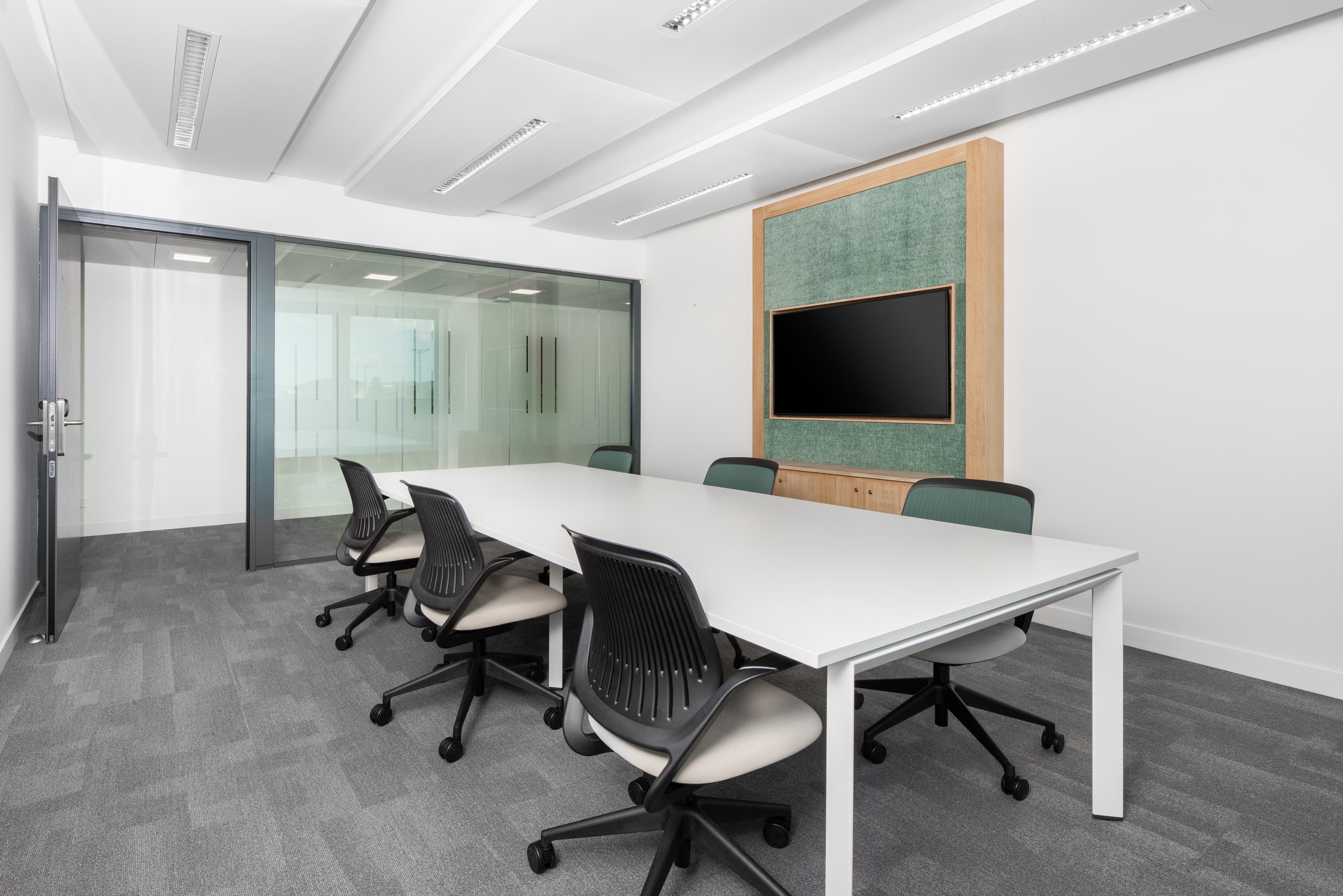 GENEVA, Nations (6th floor) image 4