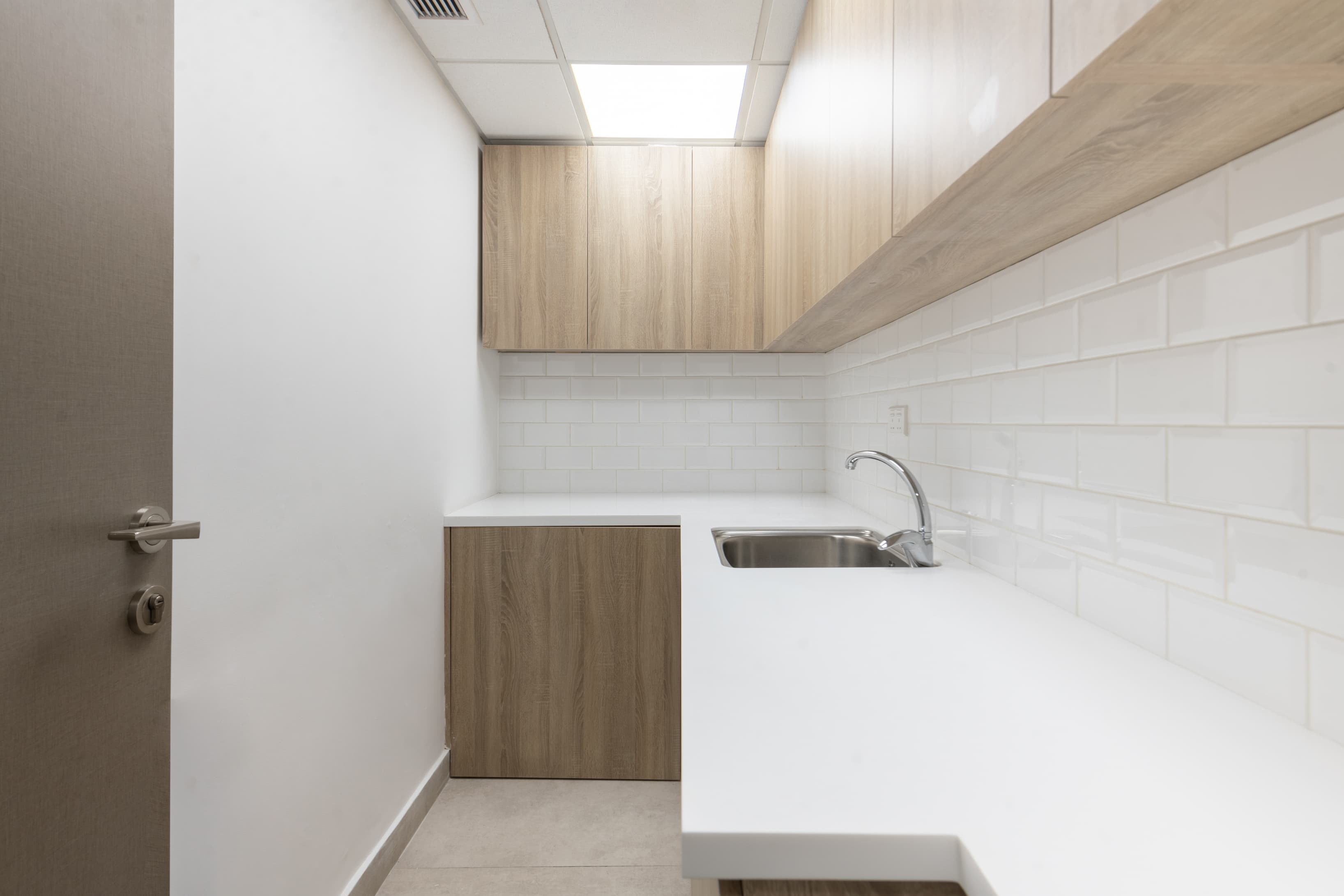 AMMAN, Armada Tower image 1