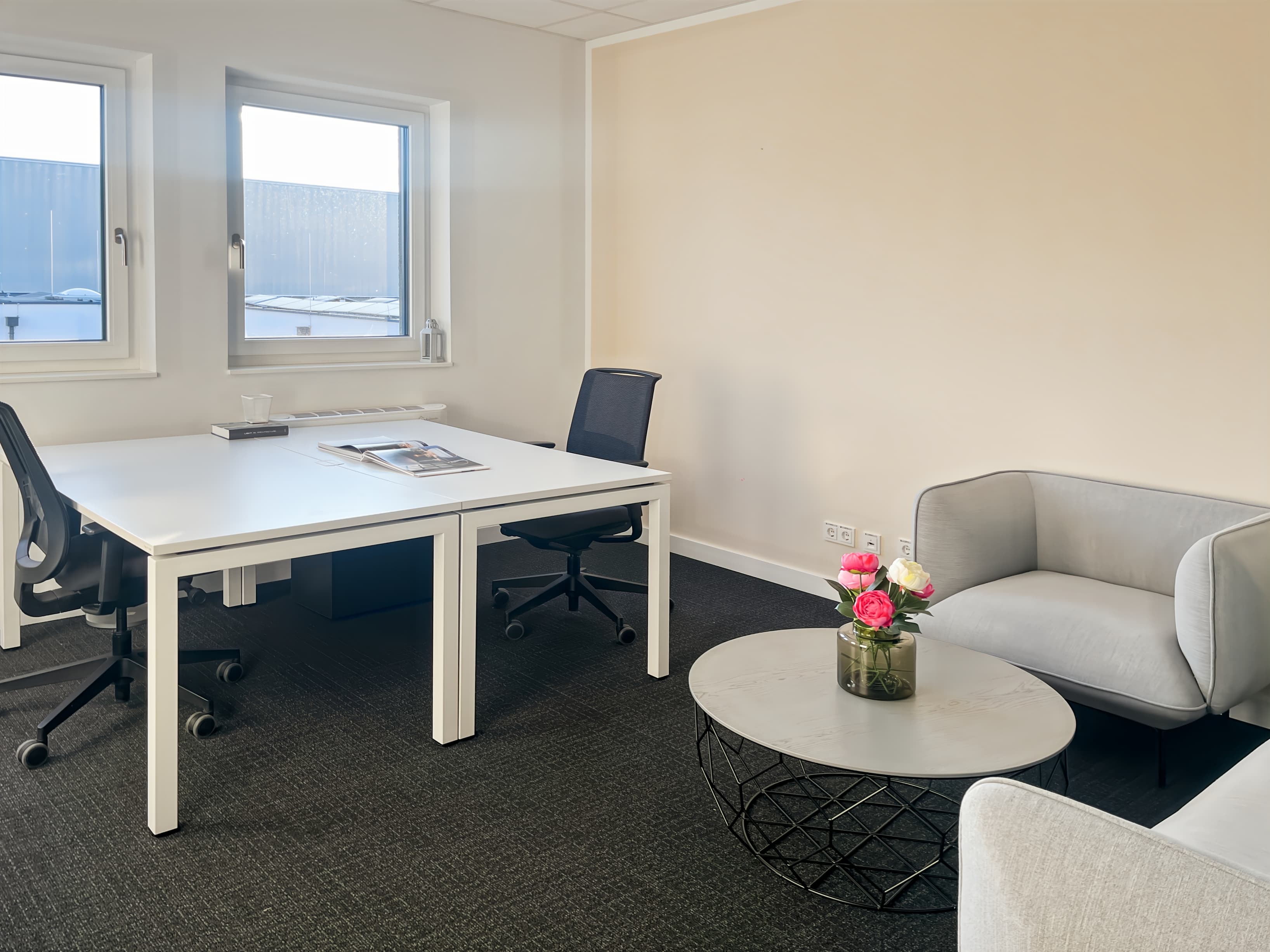 SALZBURG, Airport West image 13