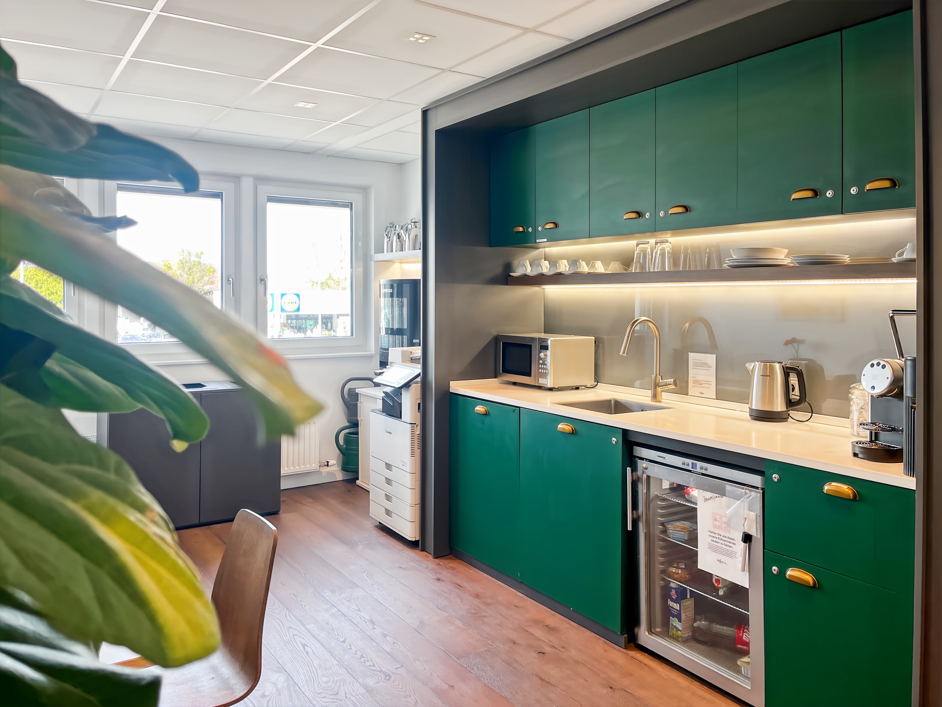 SALZBURG, Airport West image 7