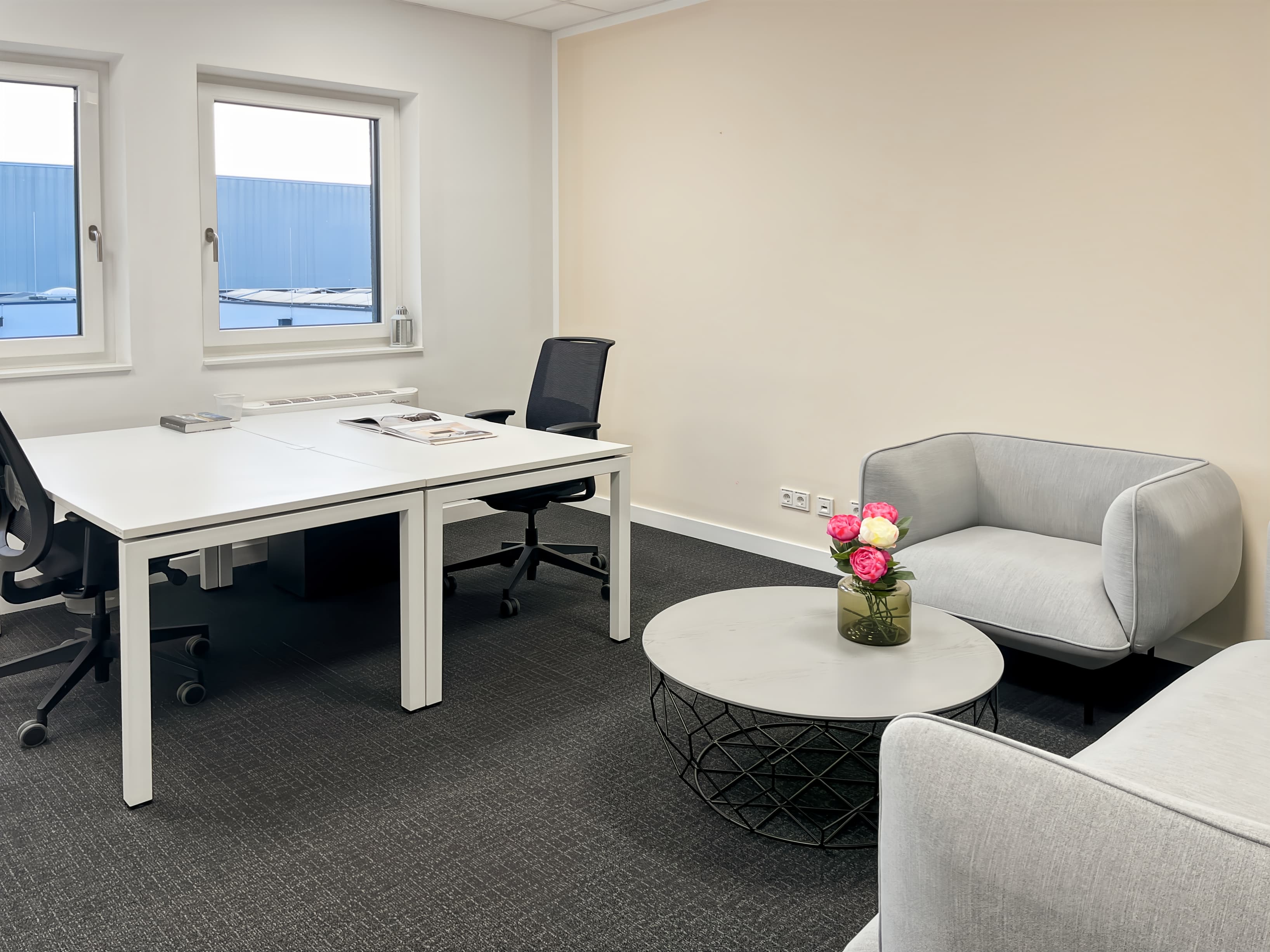 SALZBURG, Airport West image 3