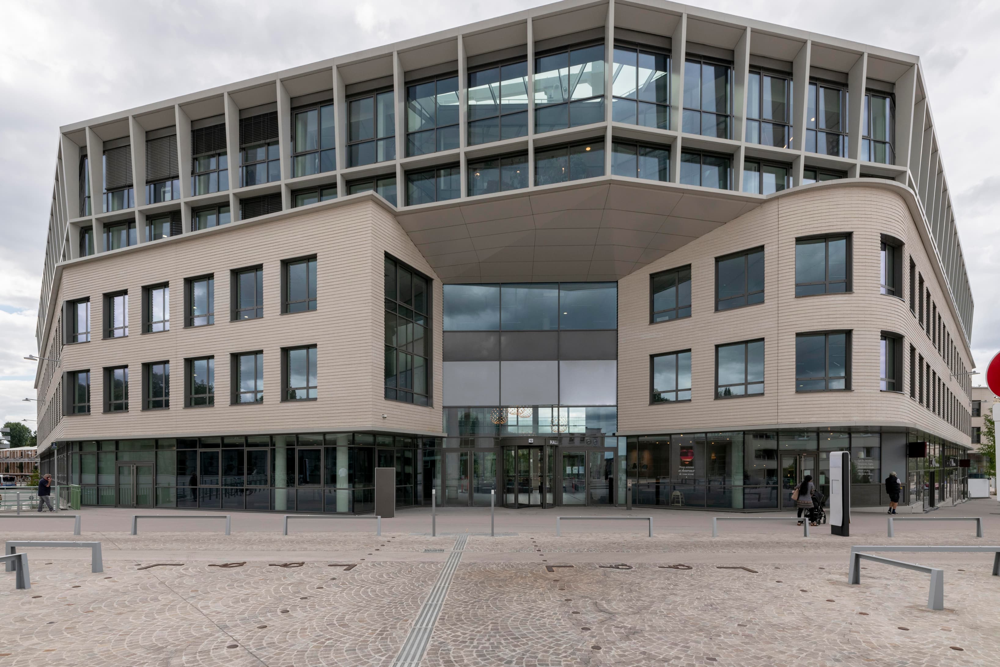 Stop & Work Versailles Chantier image 4 Stop & Work Versailles Chantier image 4