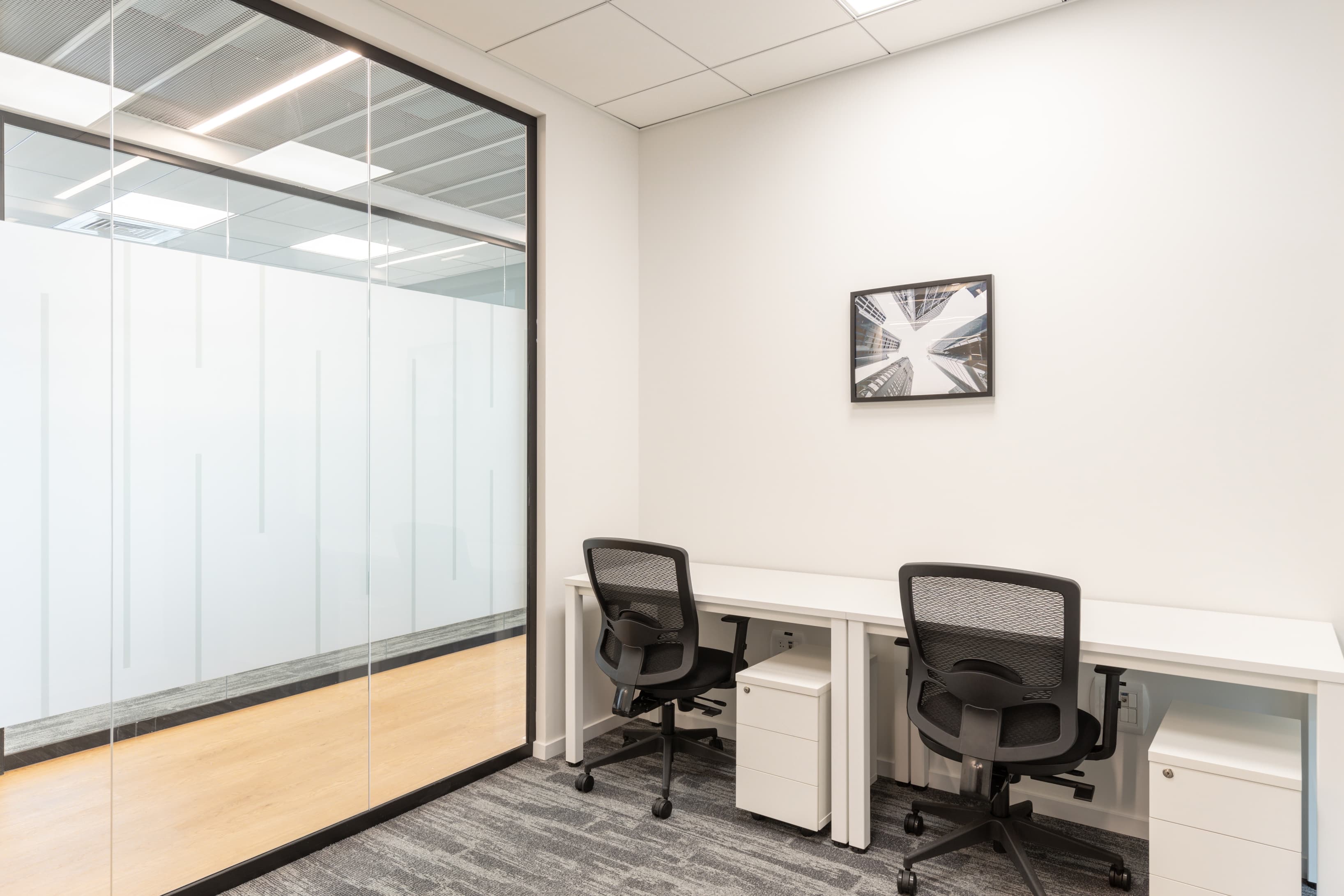 Modi'in, Dam HaMacbim Street image 4