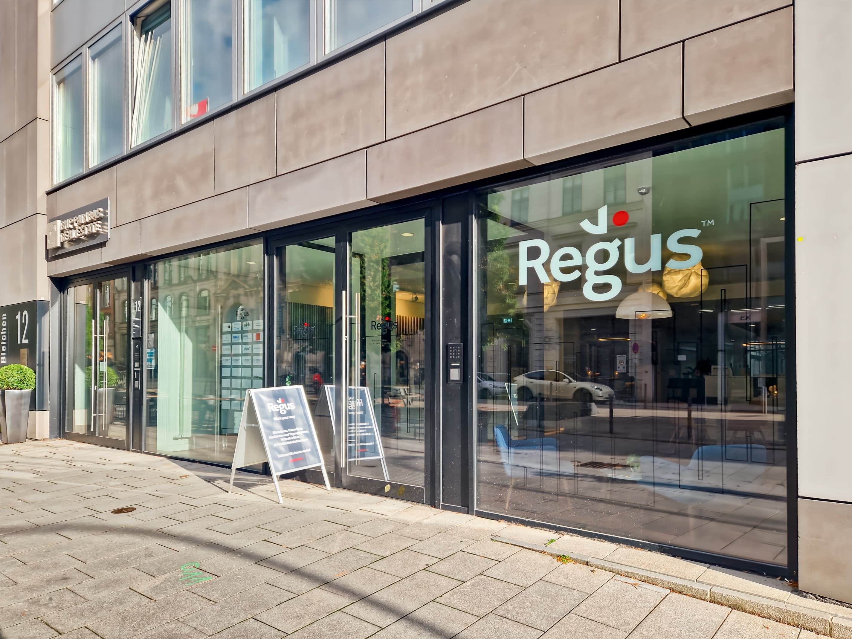 HAMBURG, Hohe Bleichen image 13