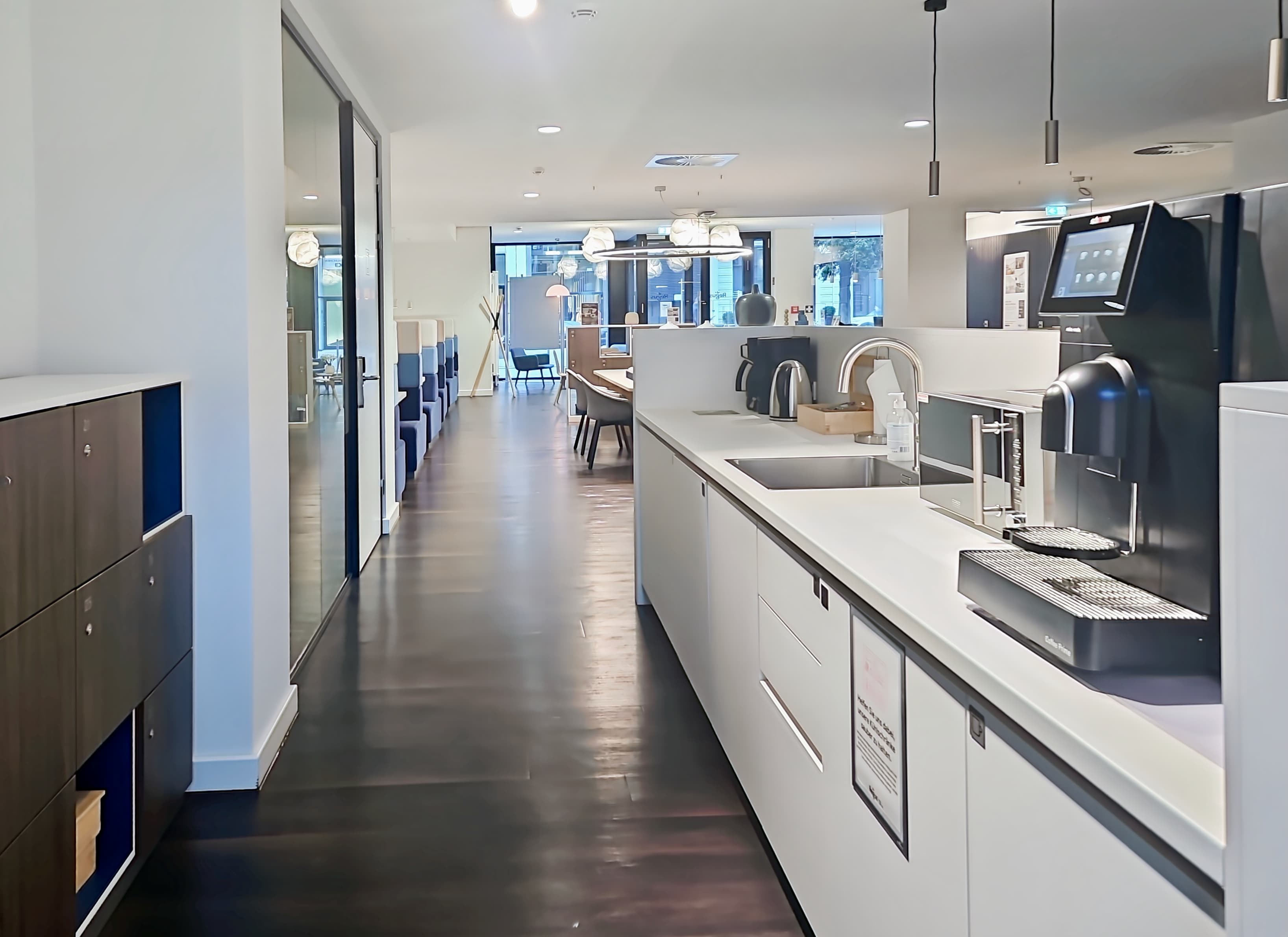 HAMBURG, Hohe Bleichen image 4