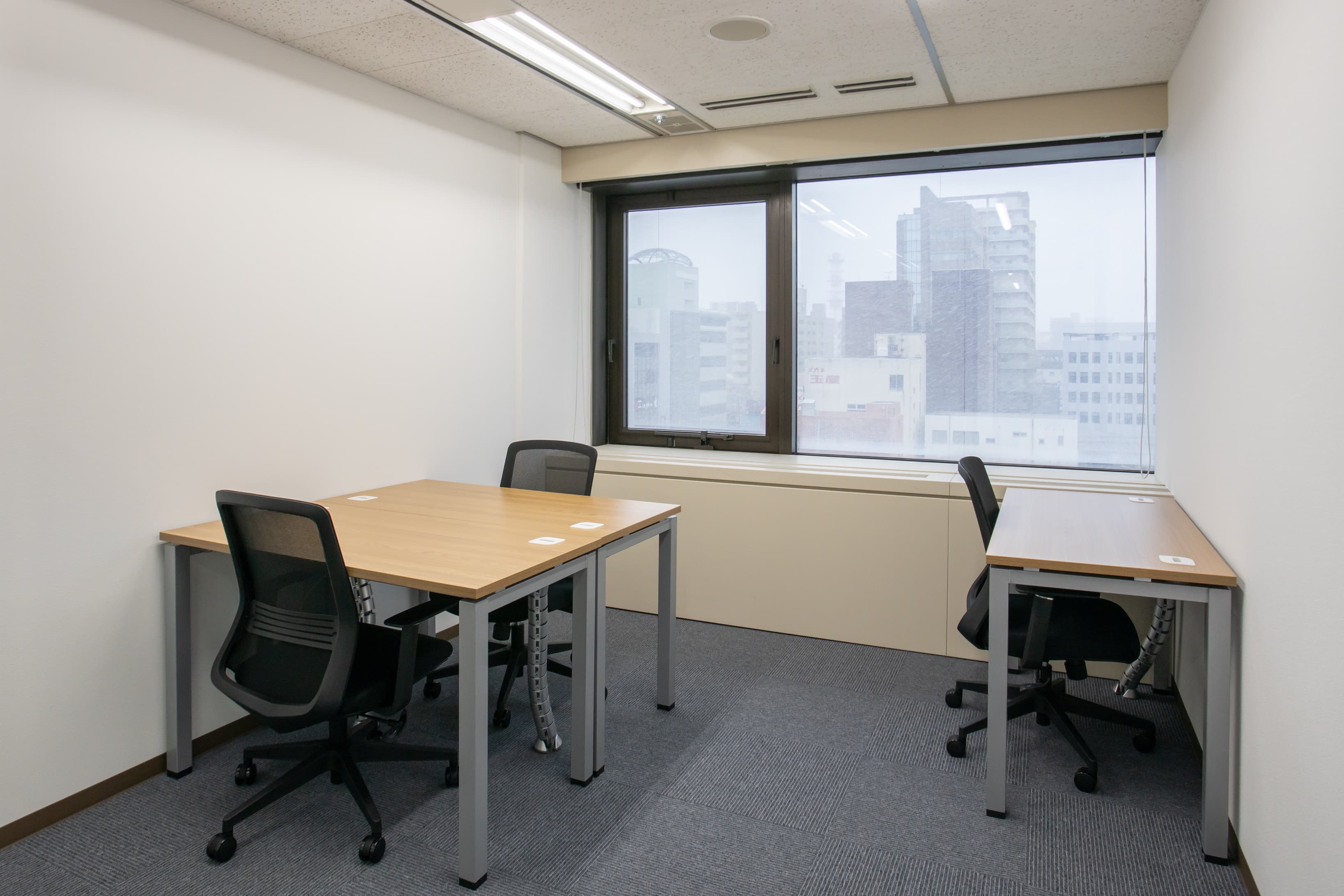 AKITA, Ekimae image 2