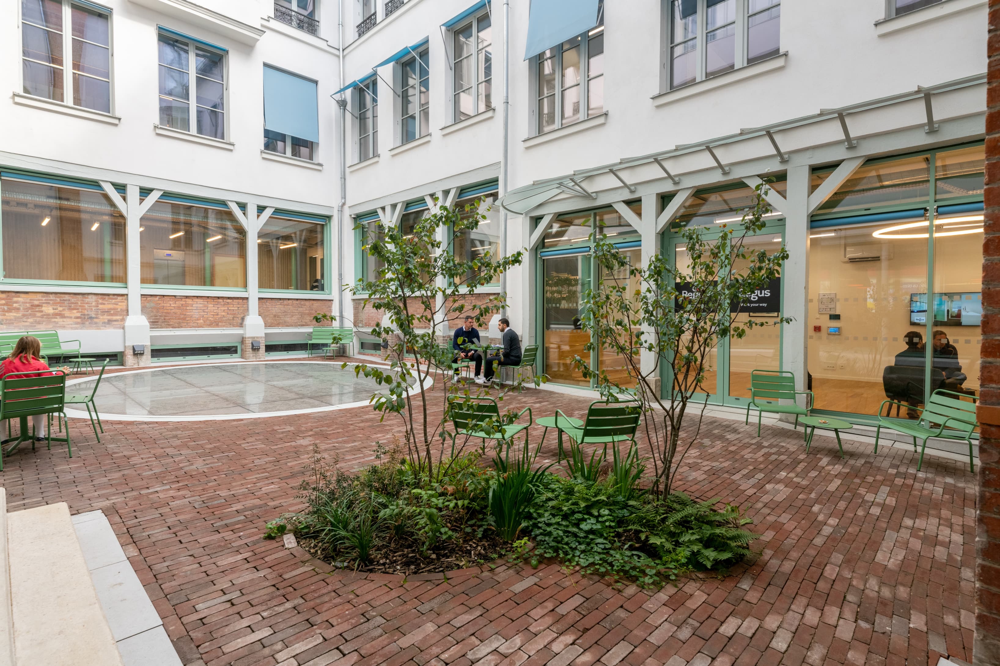 Paris, 64 Avenue Parmentier image 5 Paris, 64 Avenue Parmentier image 5