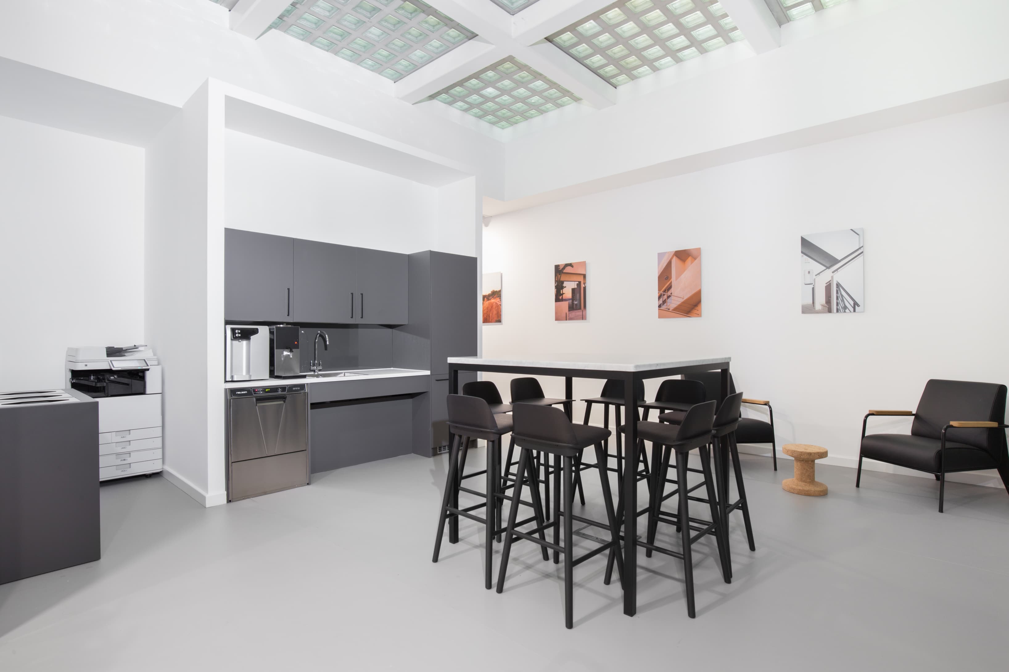 London, Sutton Point image 11