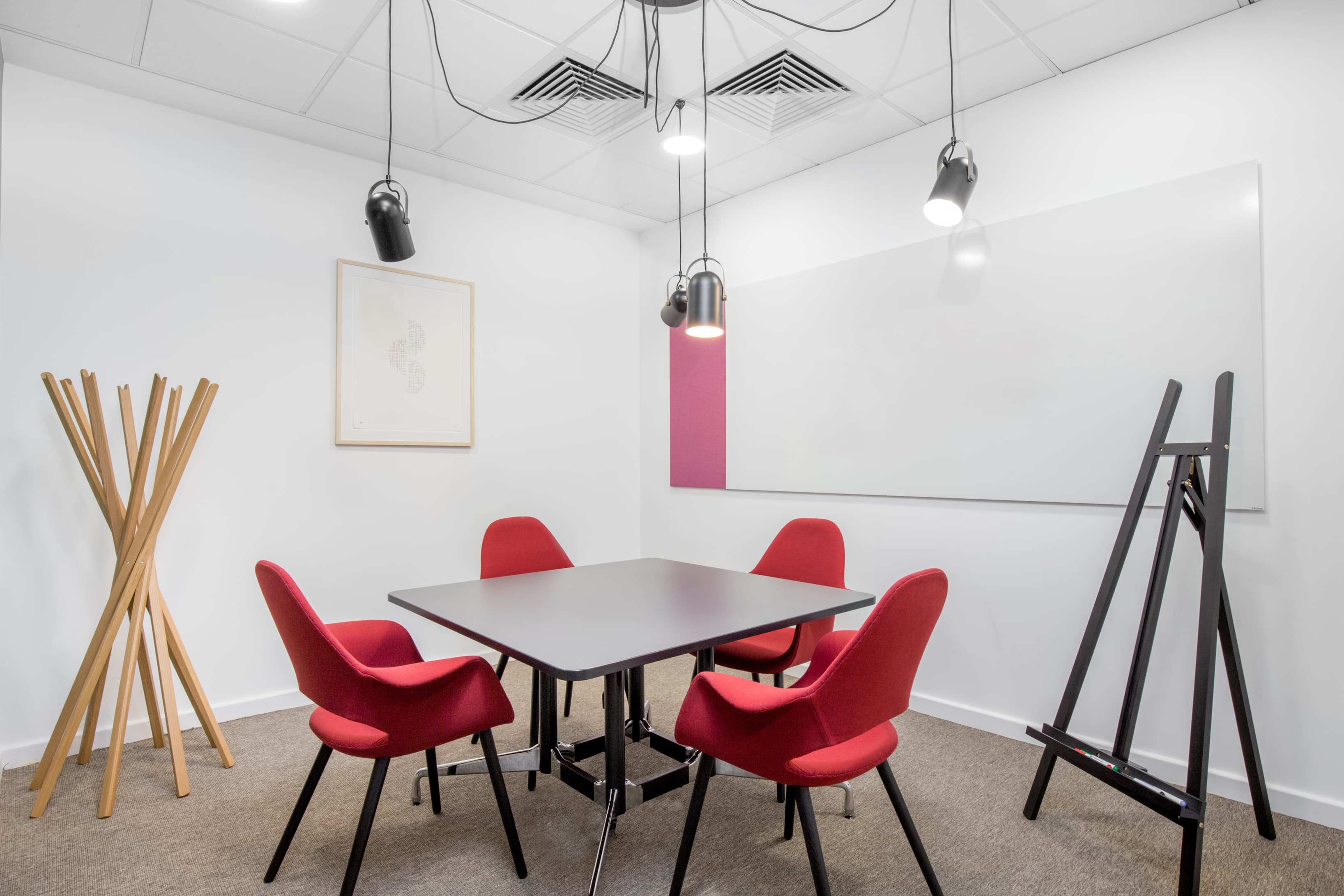 London, Sutton Point image 10