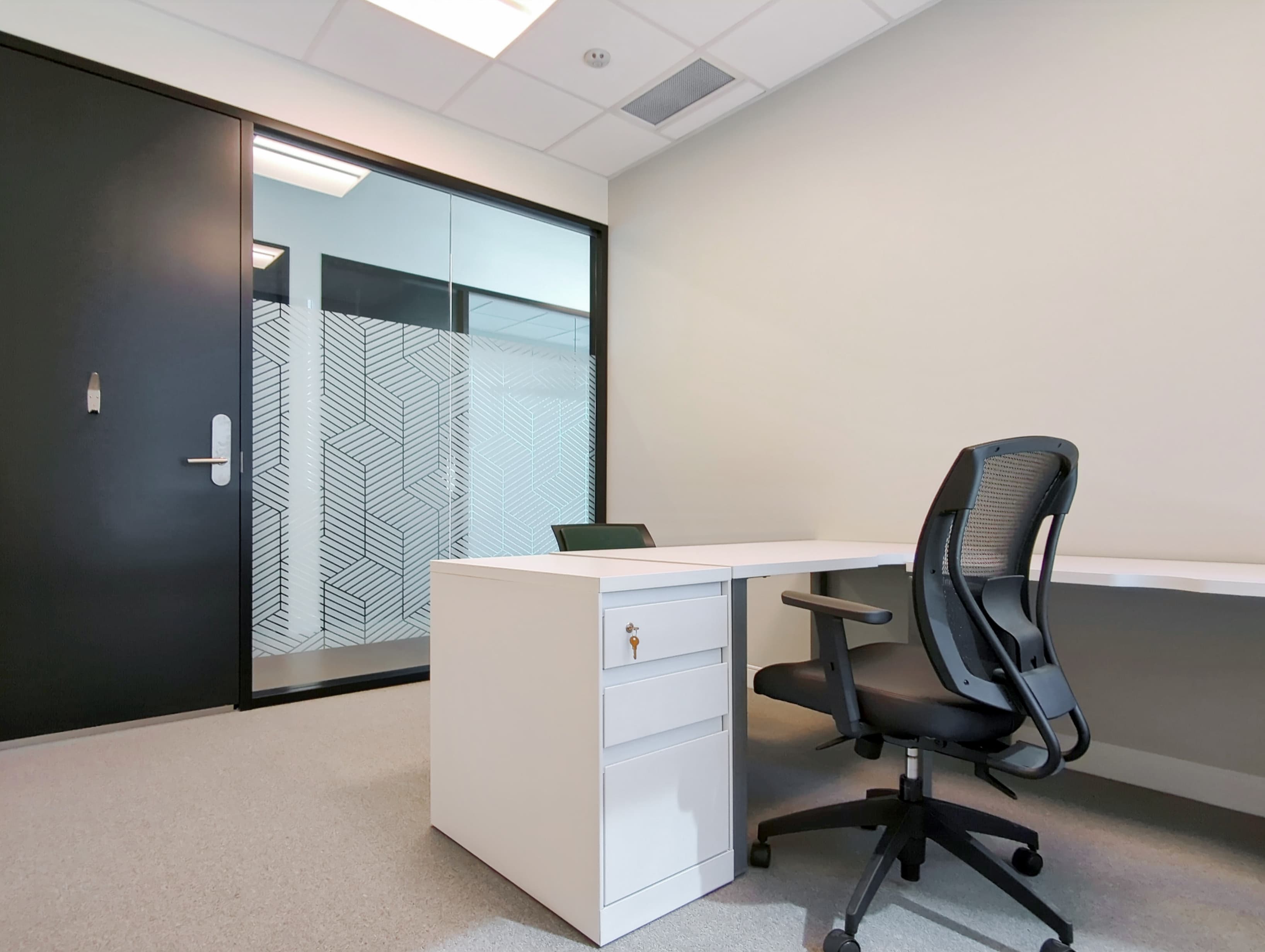 BC, Surrey - Spaces King George Hub image 10