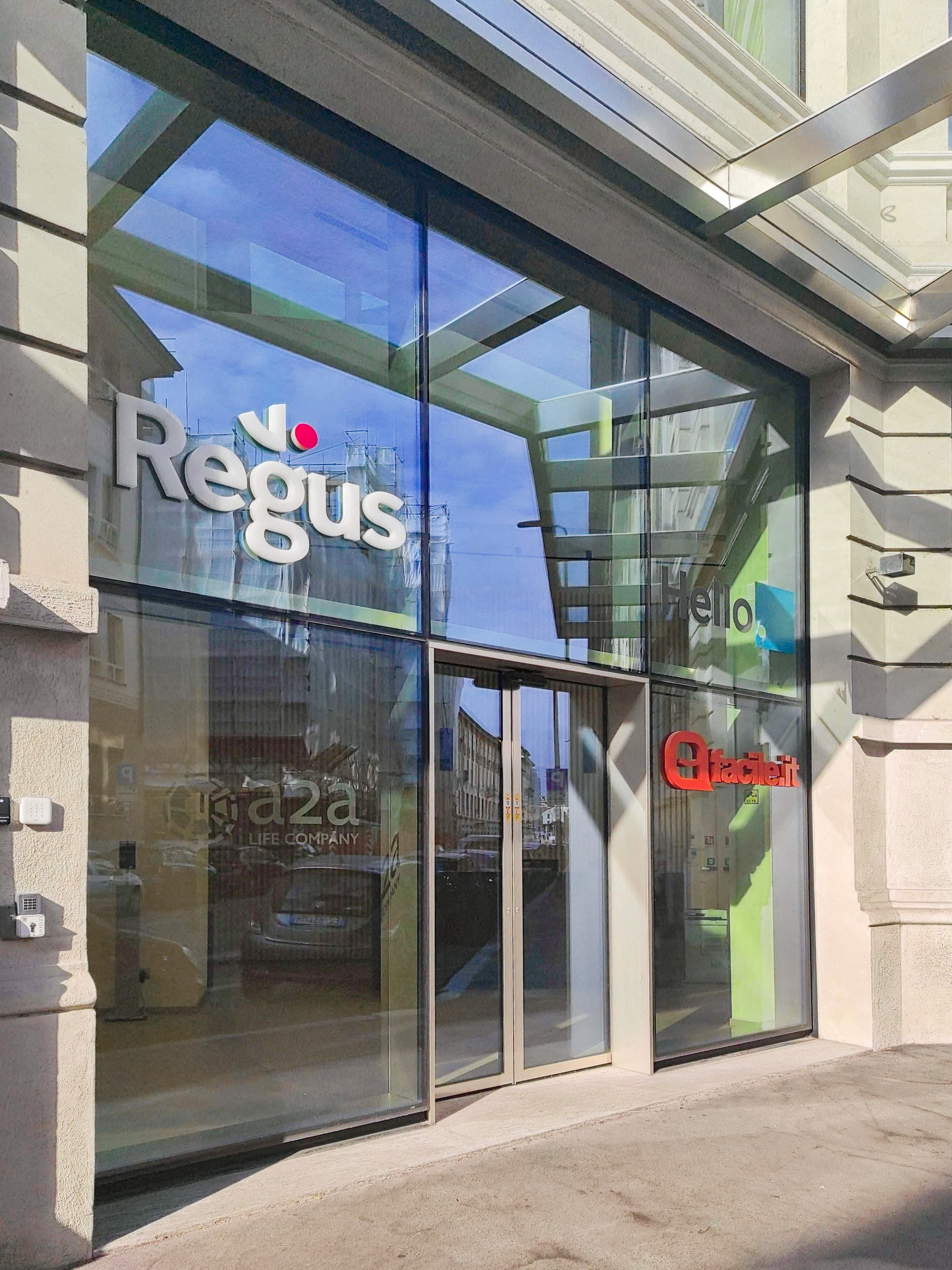 MILAN, Piazzale Lodi image 4