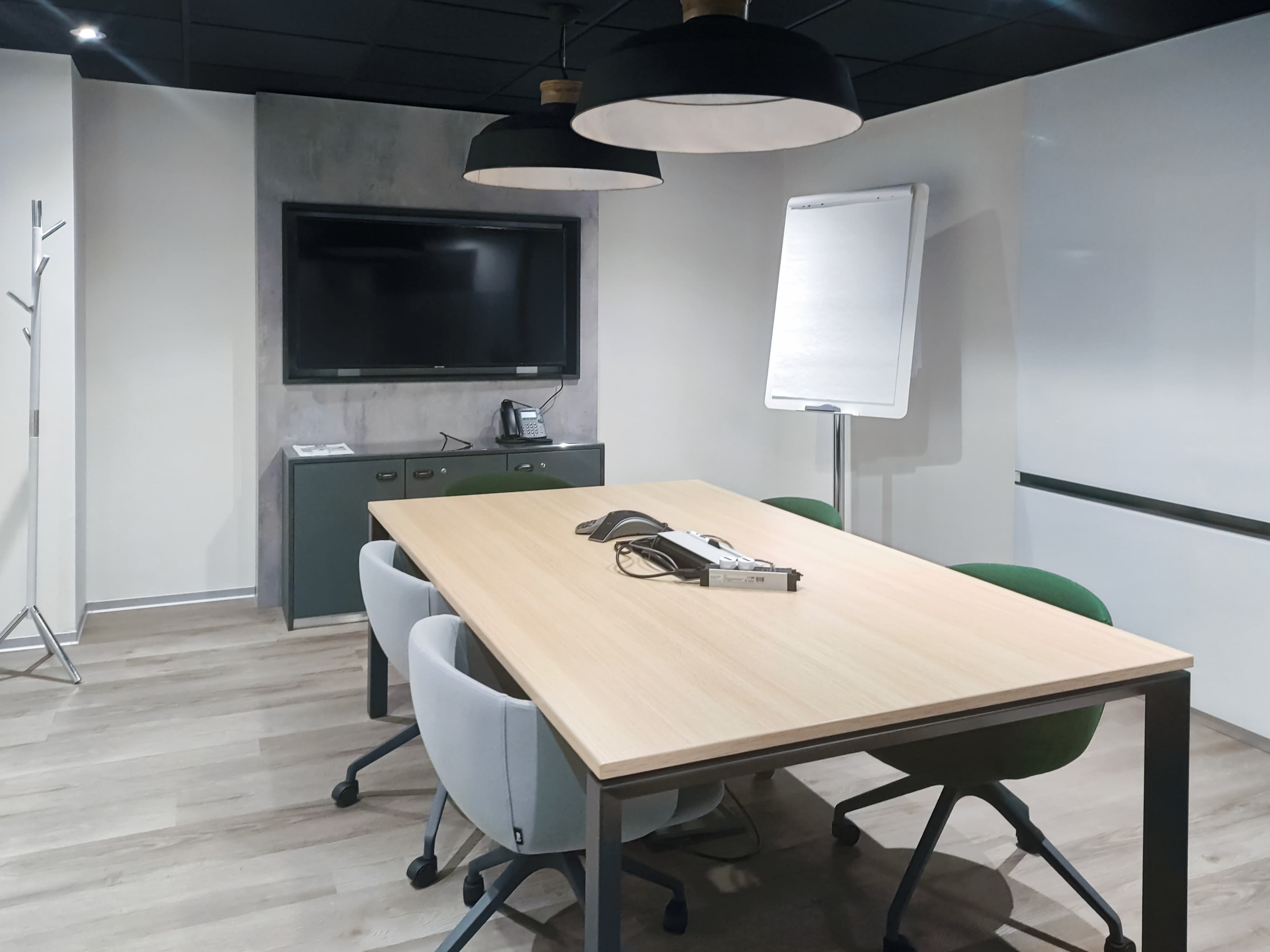 MILAN, Piazzale Lodi image 6