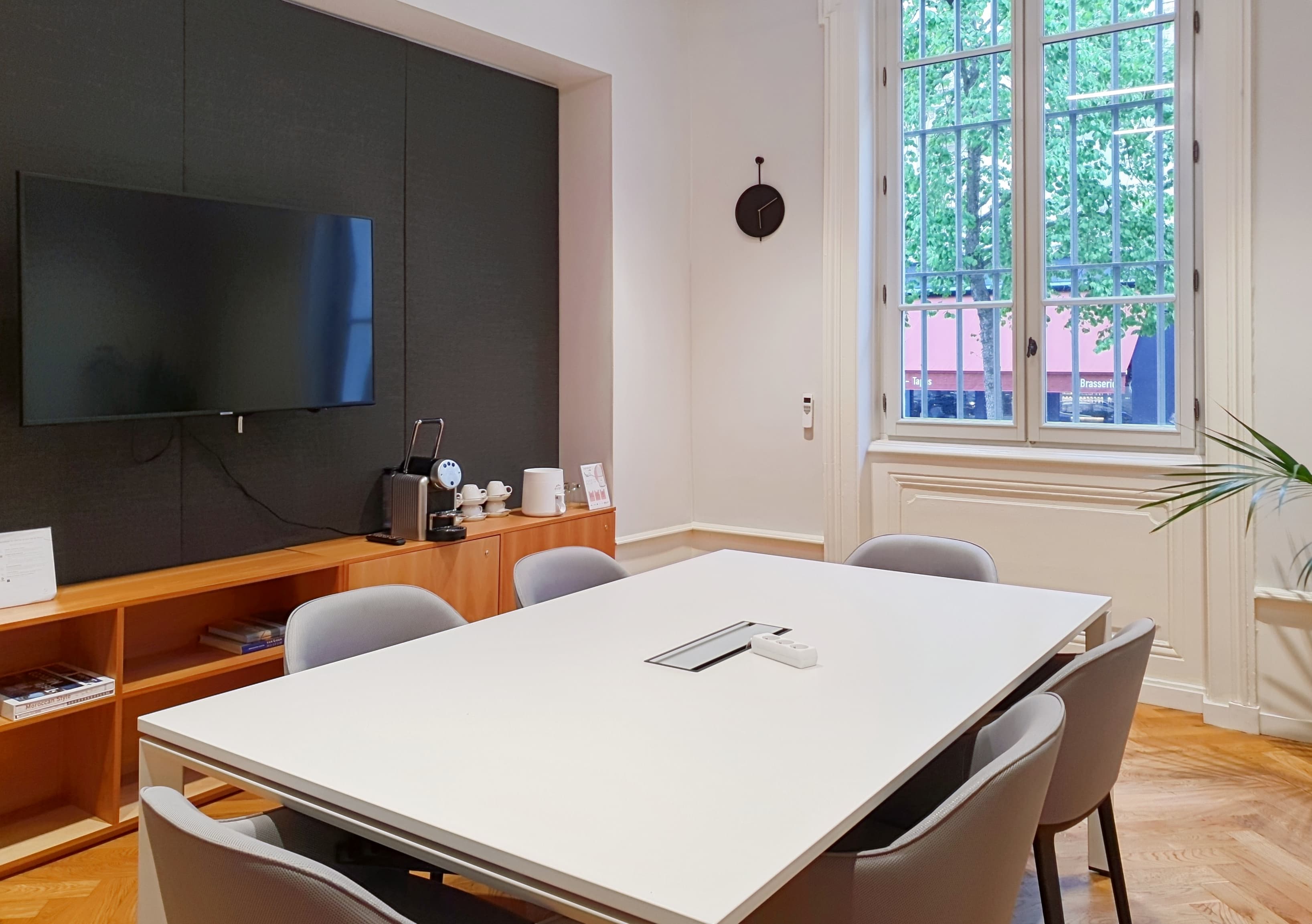 Lyon, 41 cours de la Liberte image 12 Lyon, 41 cours de la Liberte image 12