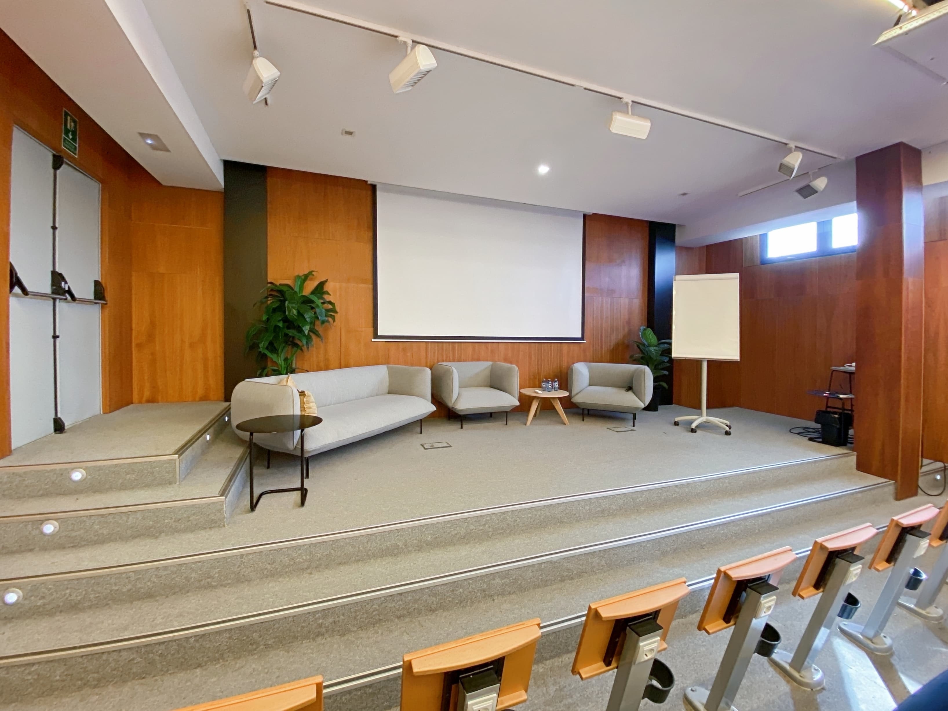 Alicante, Business World Alicante image 10 Alicante, Business World Alicante image 10