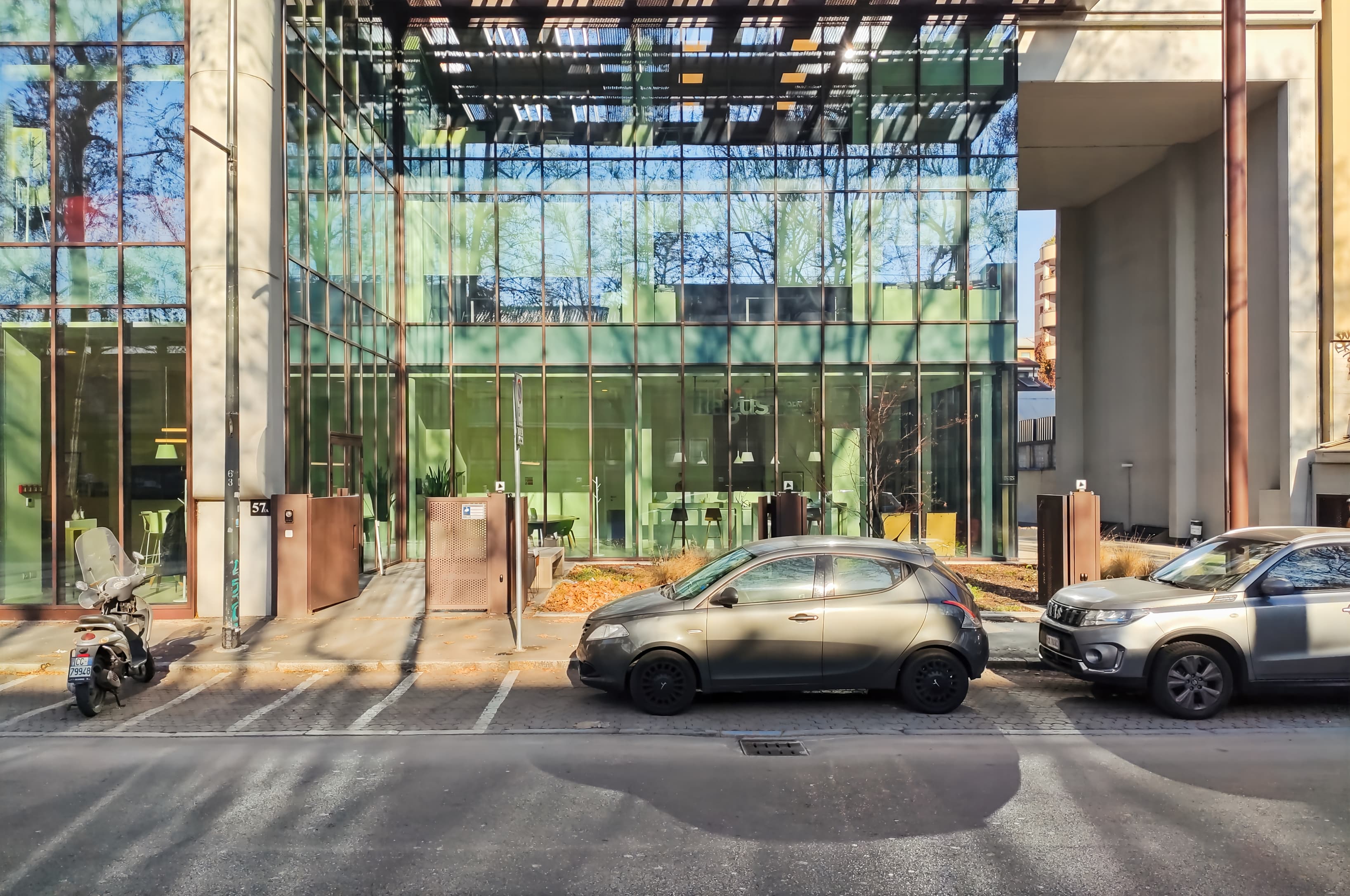 Milan, Viale Cassala 57 image 12