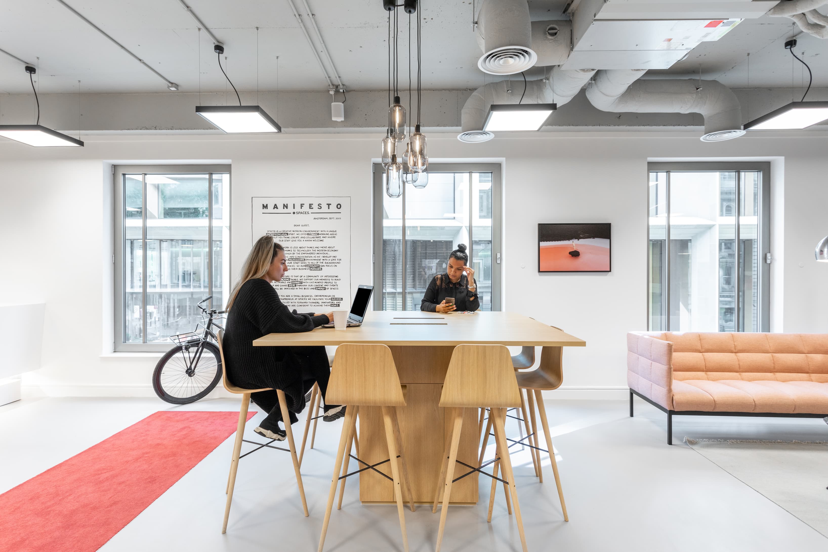 London, Spaces Bank Cannon Street image 6