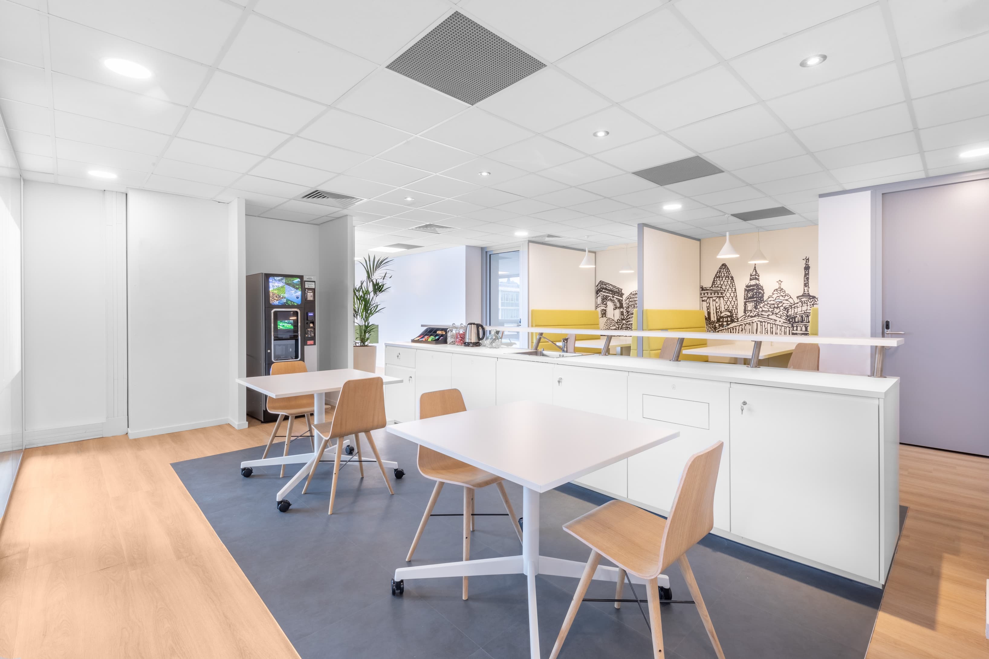 Rouen, HQ Jeanne d'Arc image 6