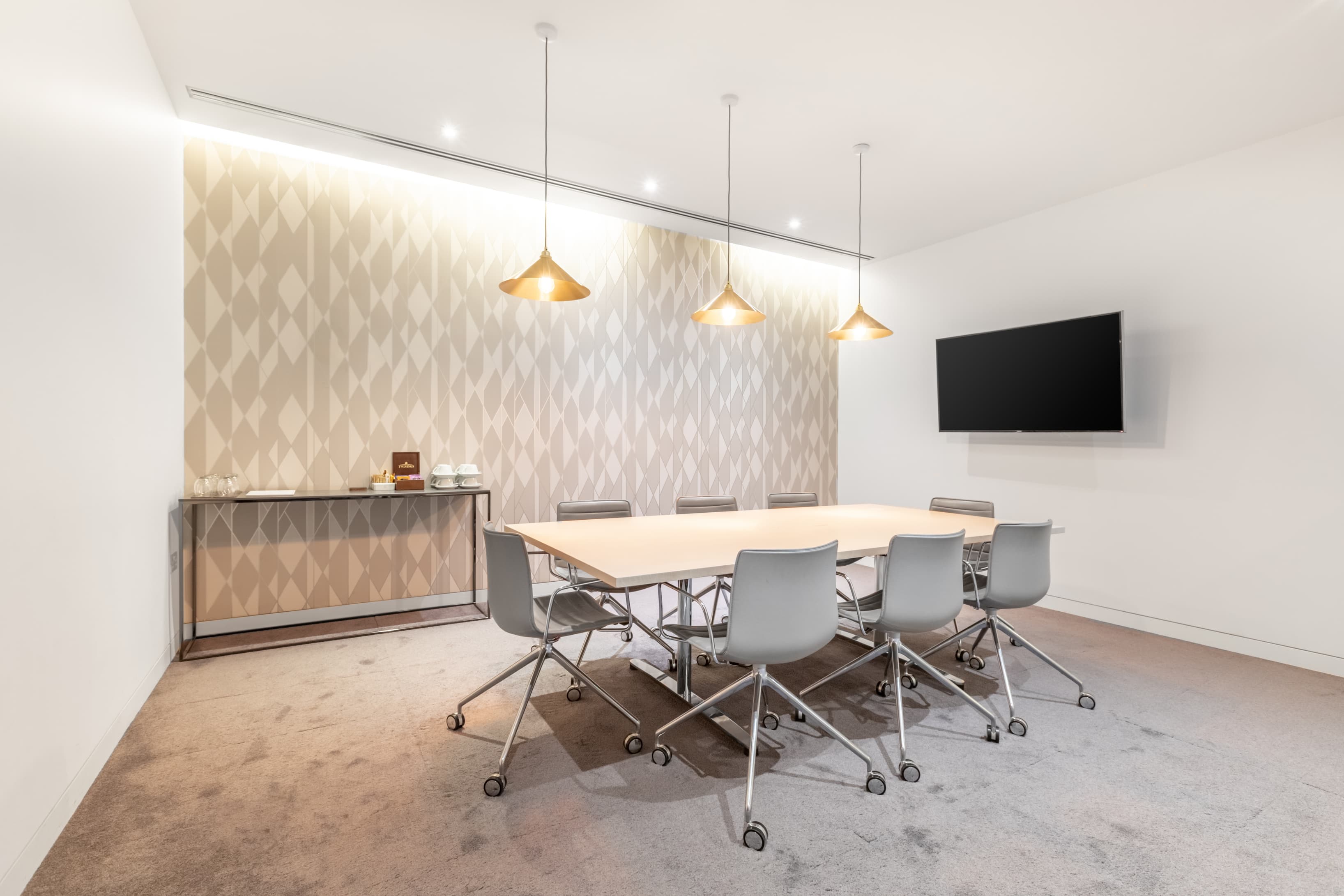 LONDON, The Clubhouse, St James’s image 2