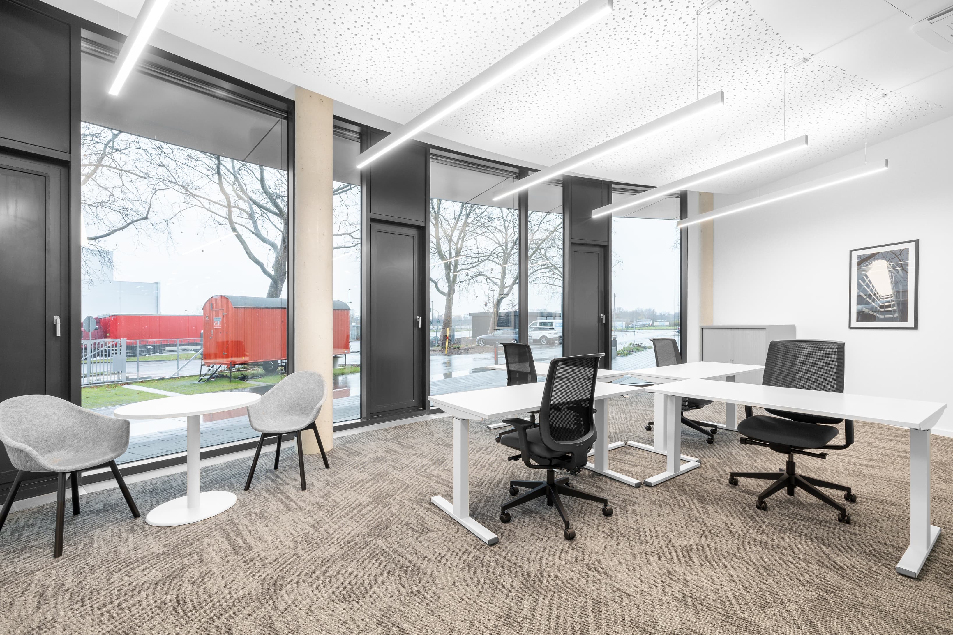 DUSSELDORF, Theo 105 image 7