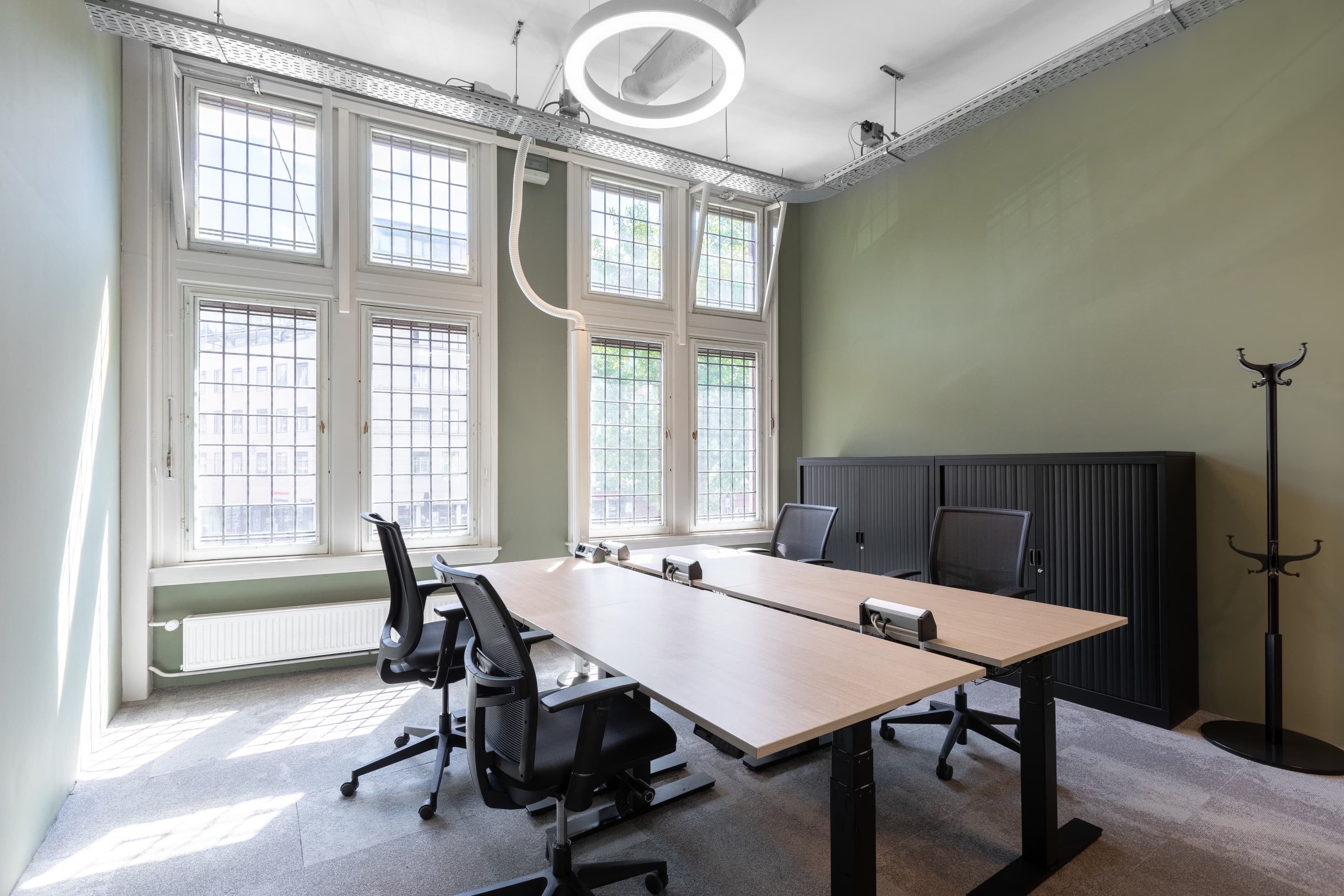 Amsterdam, Nieuwezijds image 1 Amsterdam, Nieuwezijds image 1