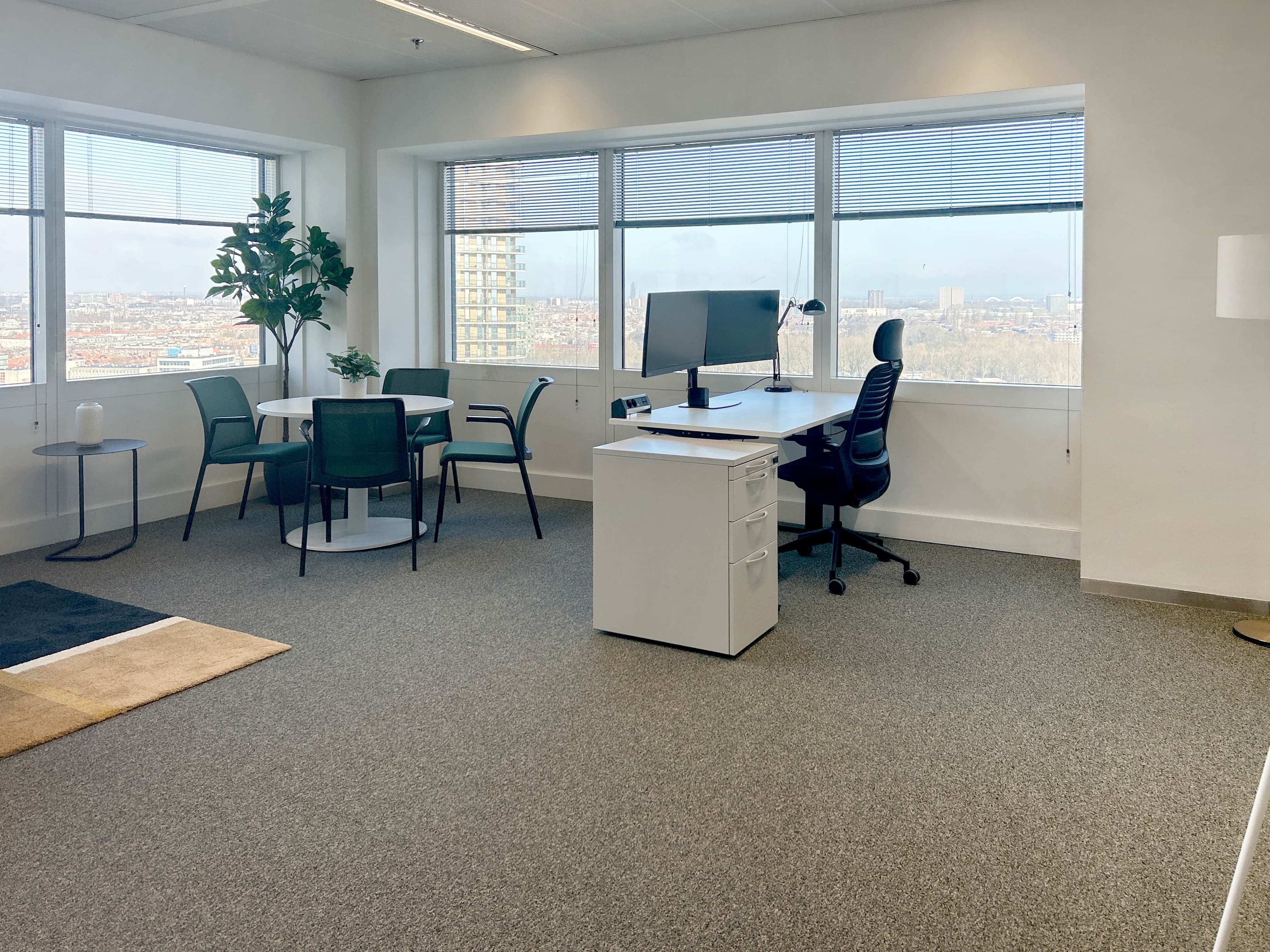 AMSTERDAM, TOO Amstel Station image 2 AMSTERDAM, TOO Amstel Station image 2