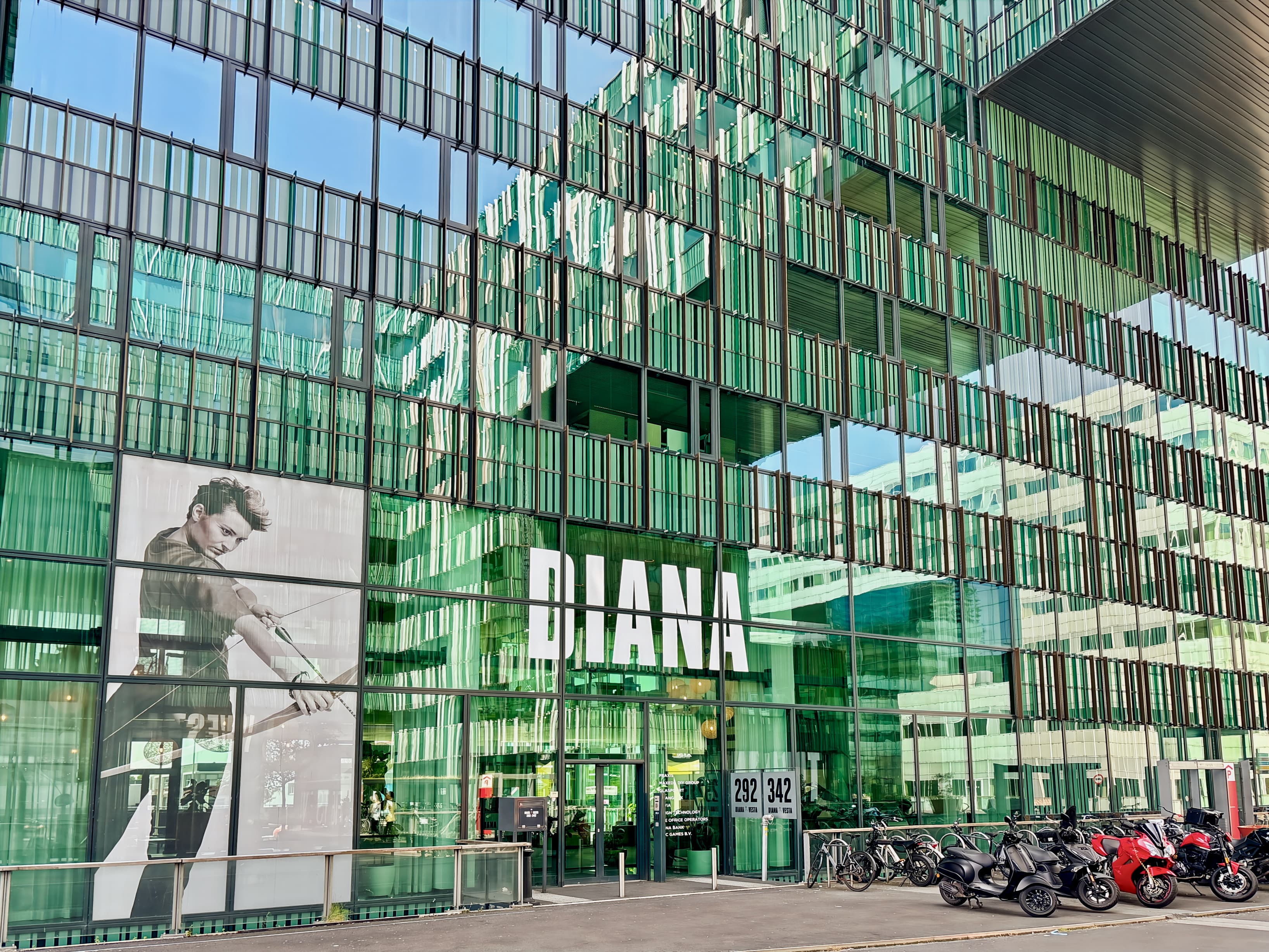 AMSTERDAM, TOO Diana BC image 10