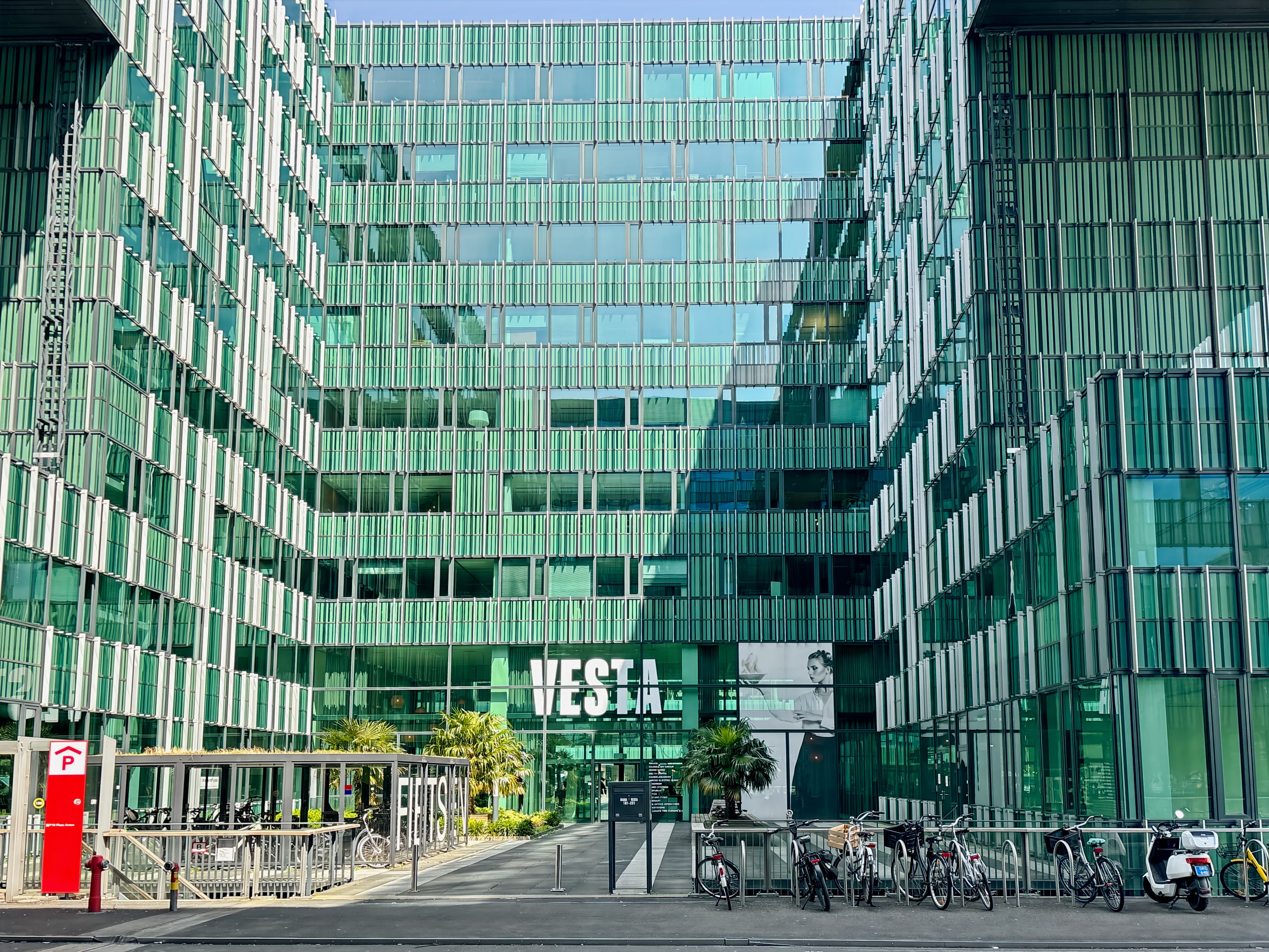 AMSTERDAM, TOO Diana BC image 11