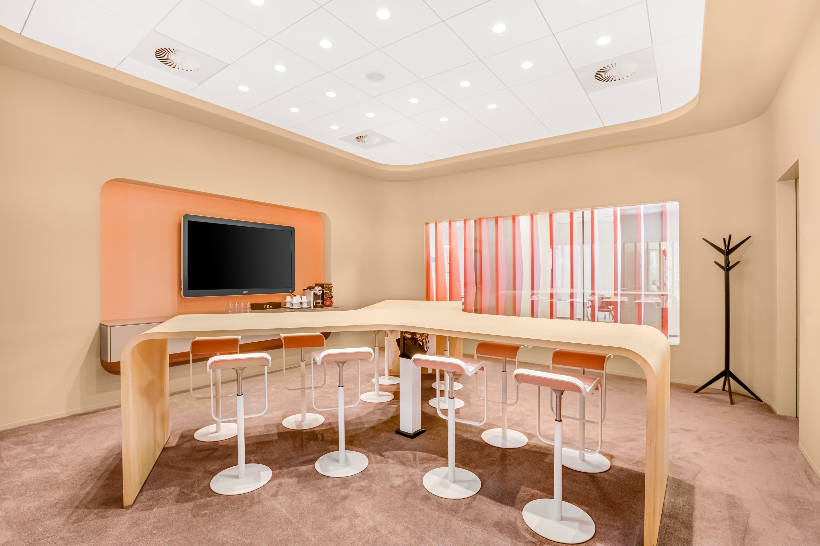 ROTTERDAM, TOO Delftse Poort image 7