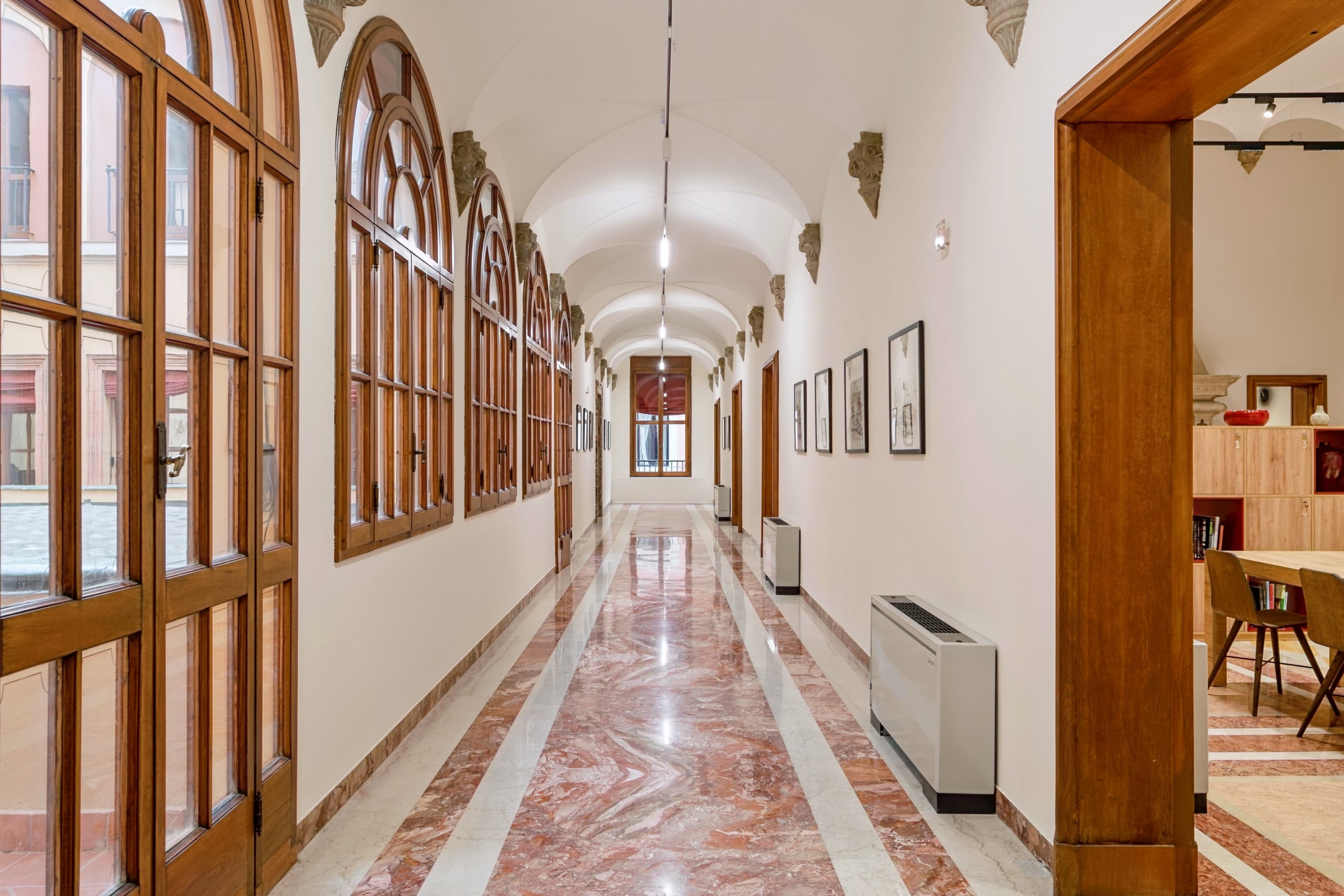 Bologna, Via del Monte 1 image 13