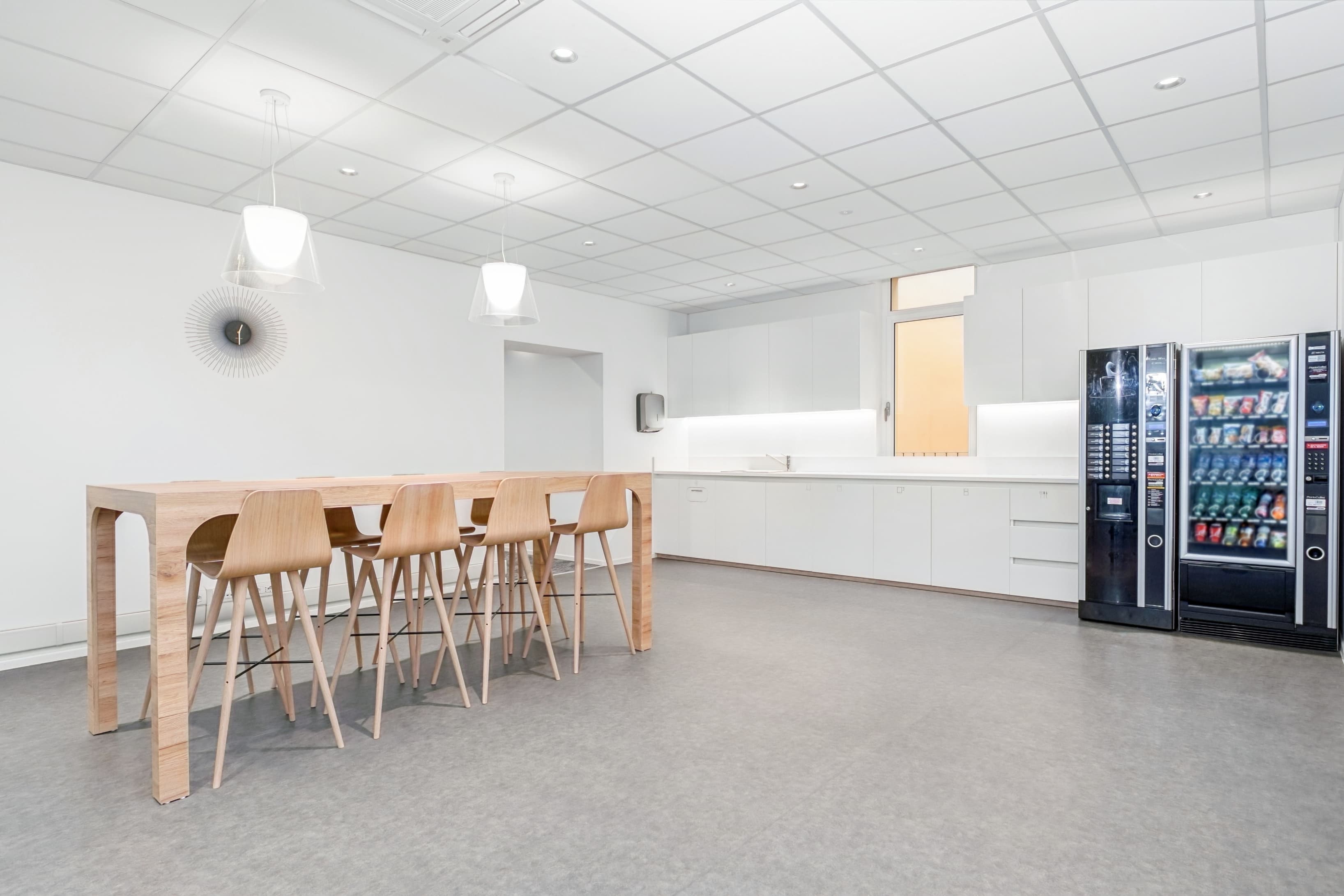 Bologna, Via del Monte 1 image 4