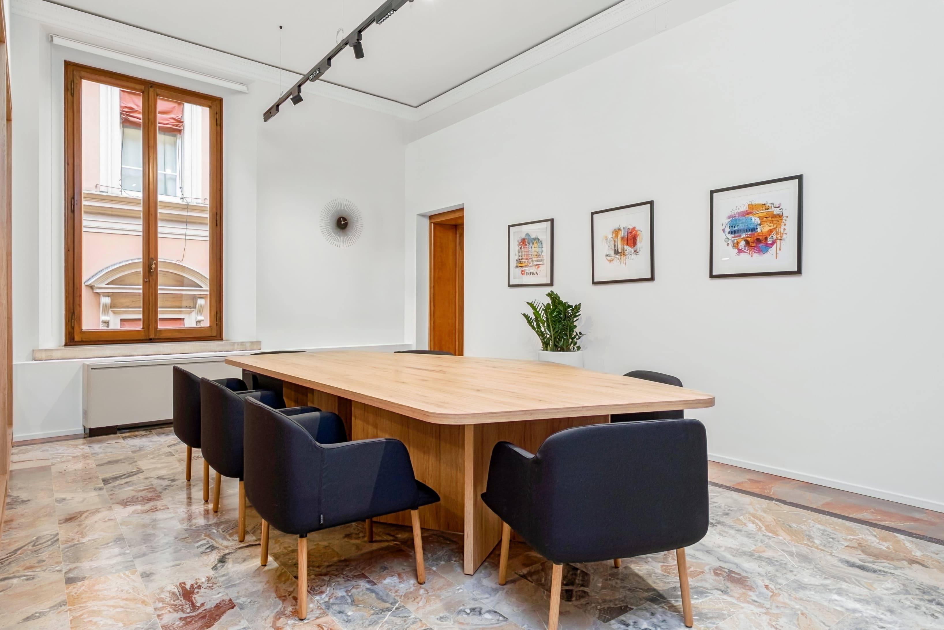 Bologna, Via del Monte 1 image 5