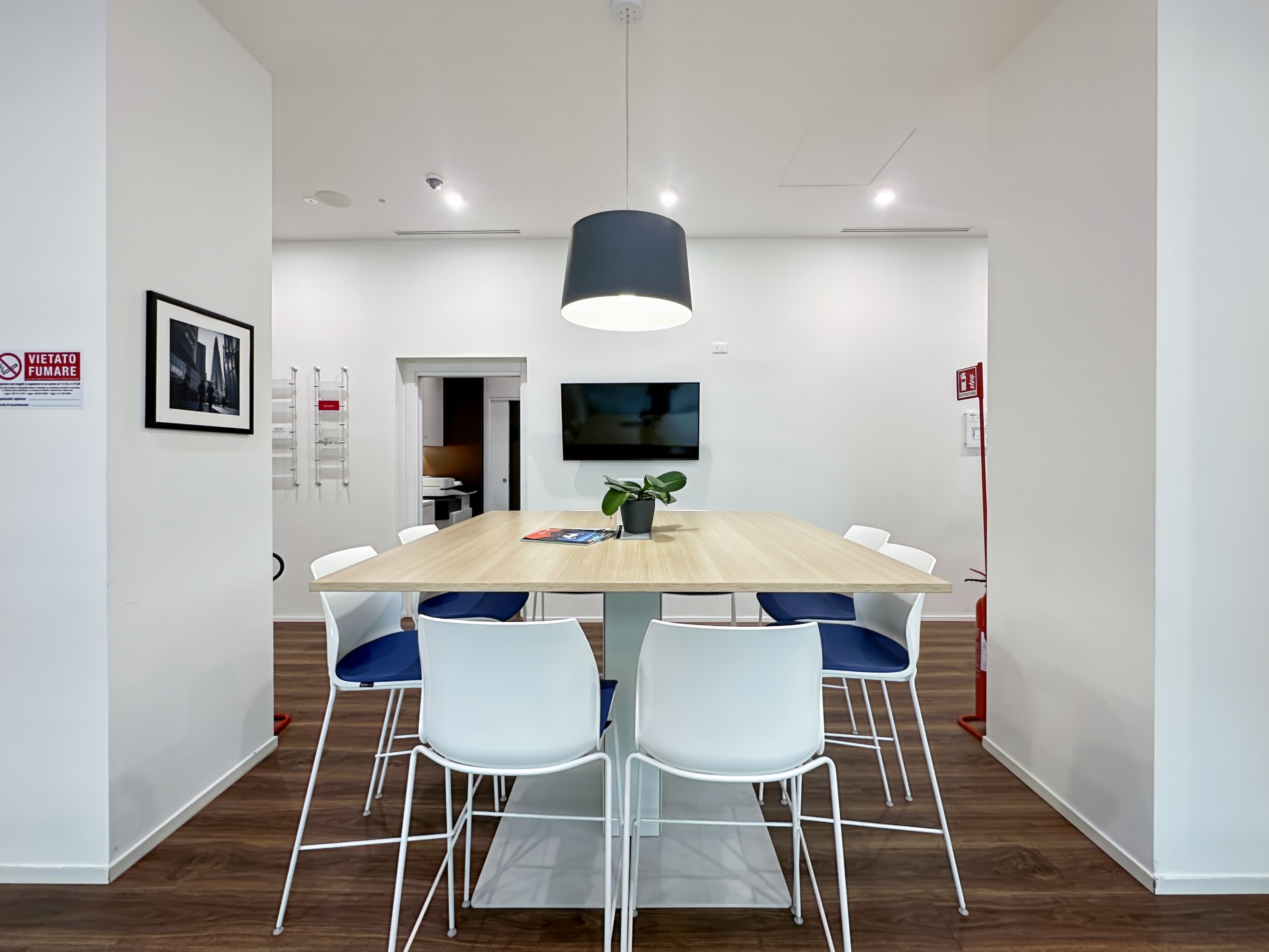 Milan, Winckelmann image 7 Milan, Winckelmann image 7