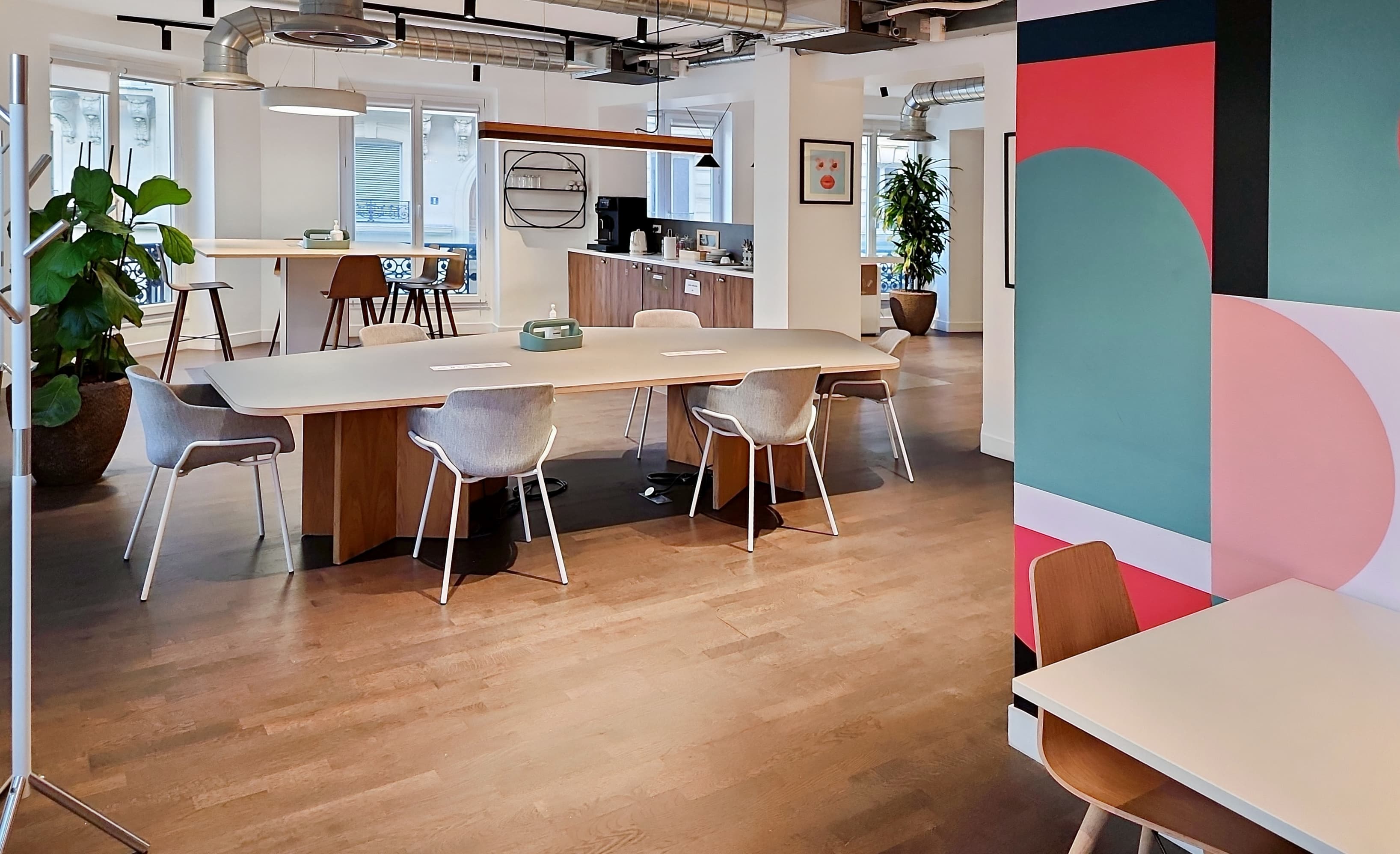 Paris, 2 Rue Jean Lantier image 12 Paris, 2 Rue Jean Lantier image 12