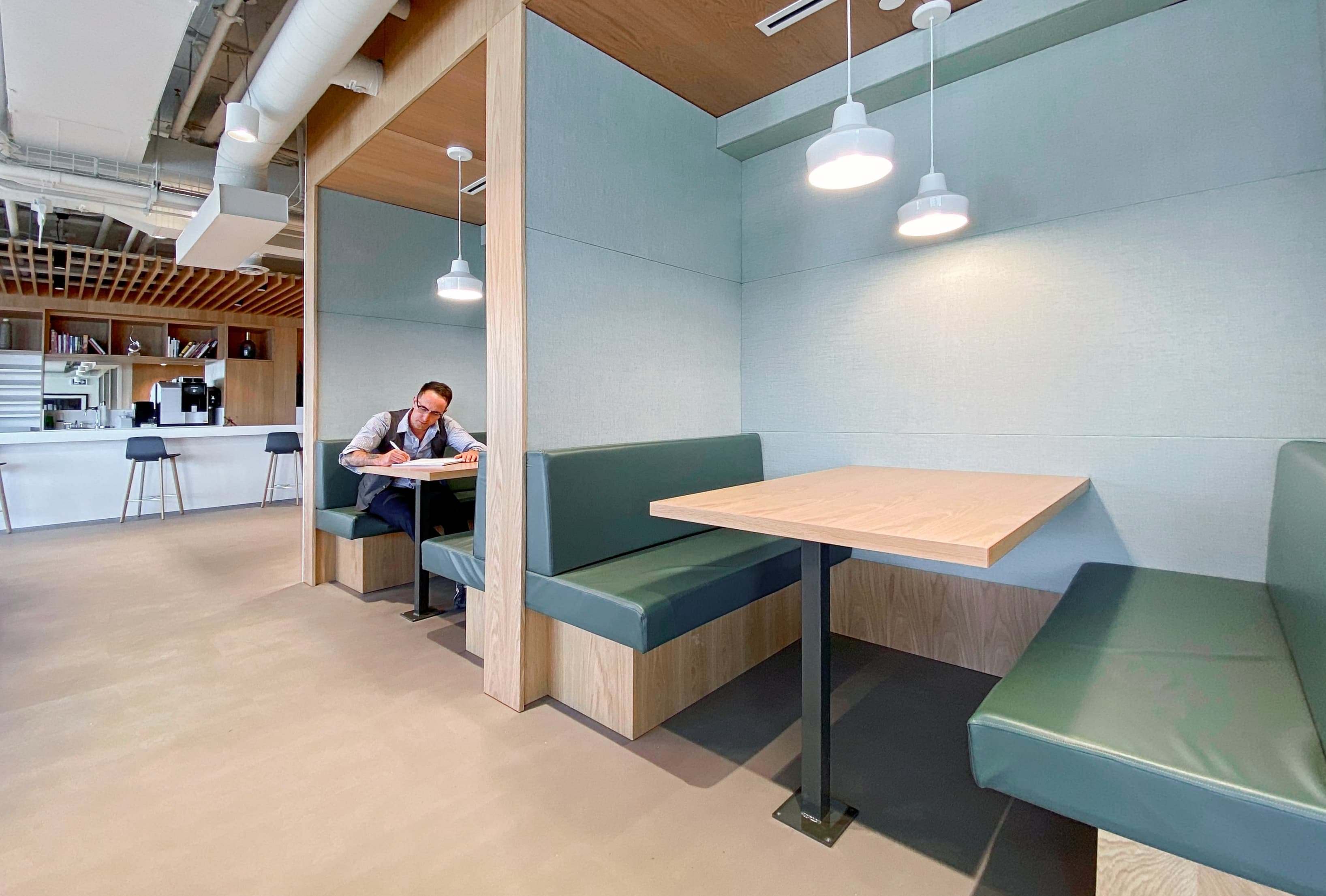 BC, Vancouver - 525 West 8th Avenue image 7