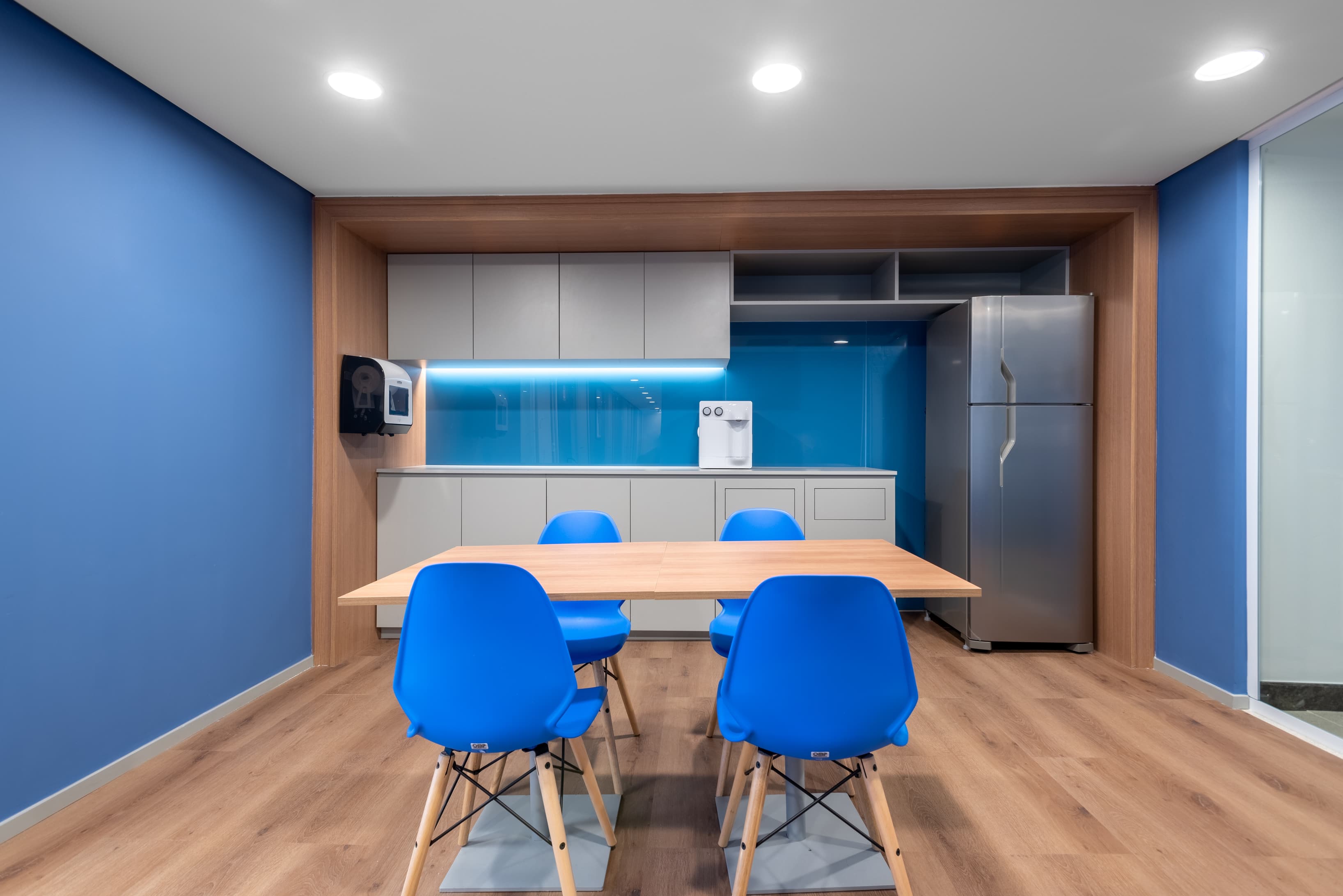 Vitória, Work Center 2 – 8th floor image 3