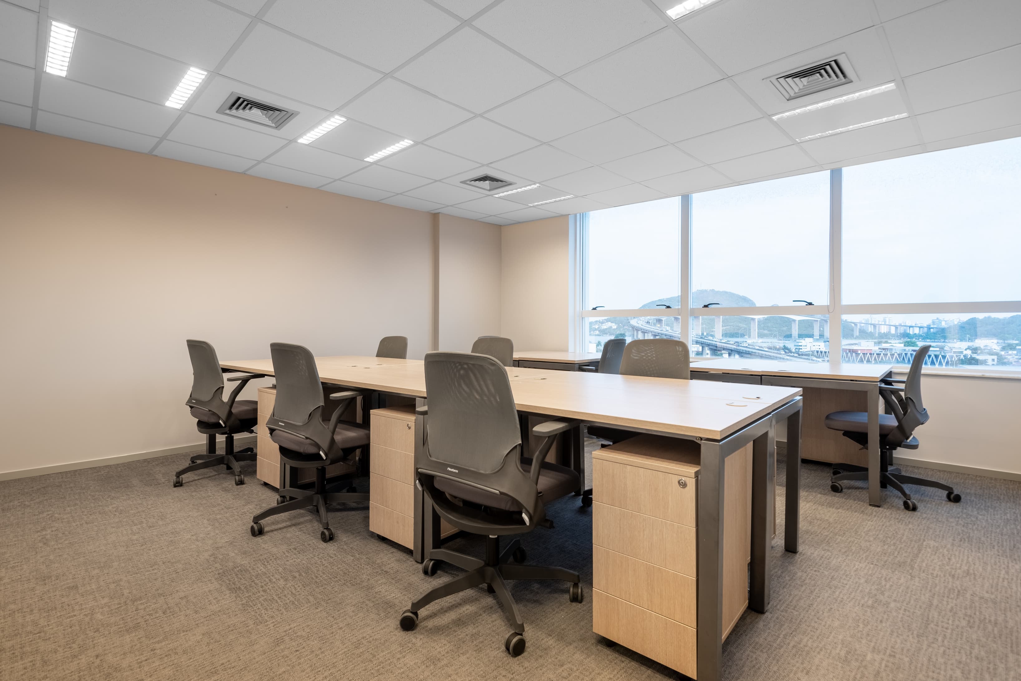 Vitória, Work Center 2 – 8th floor image 5