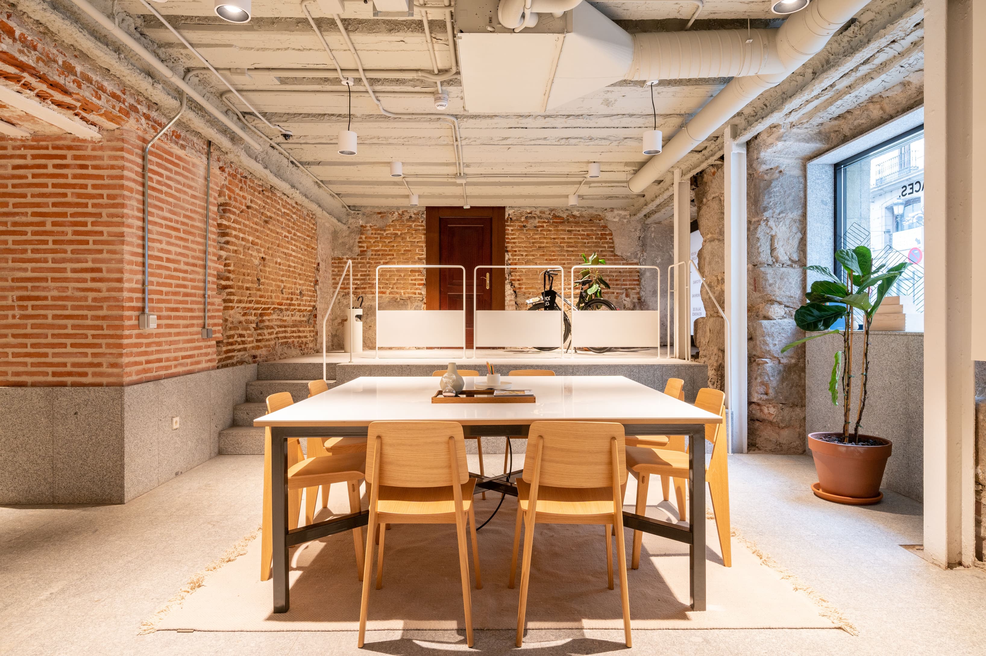 Madrid, Spaces Las Cortes image 2 Madrid, Spaces Las Cortes image 2