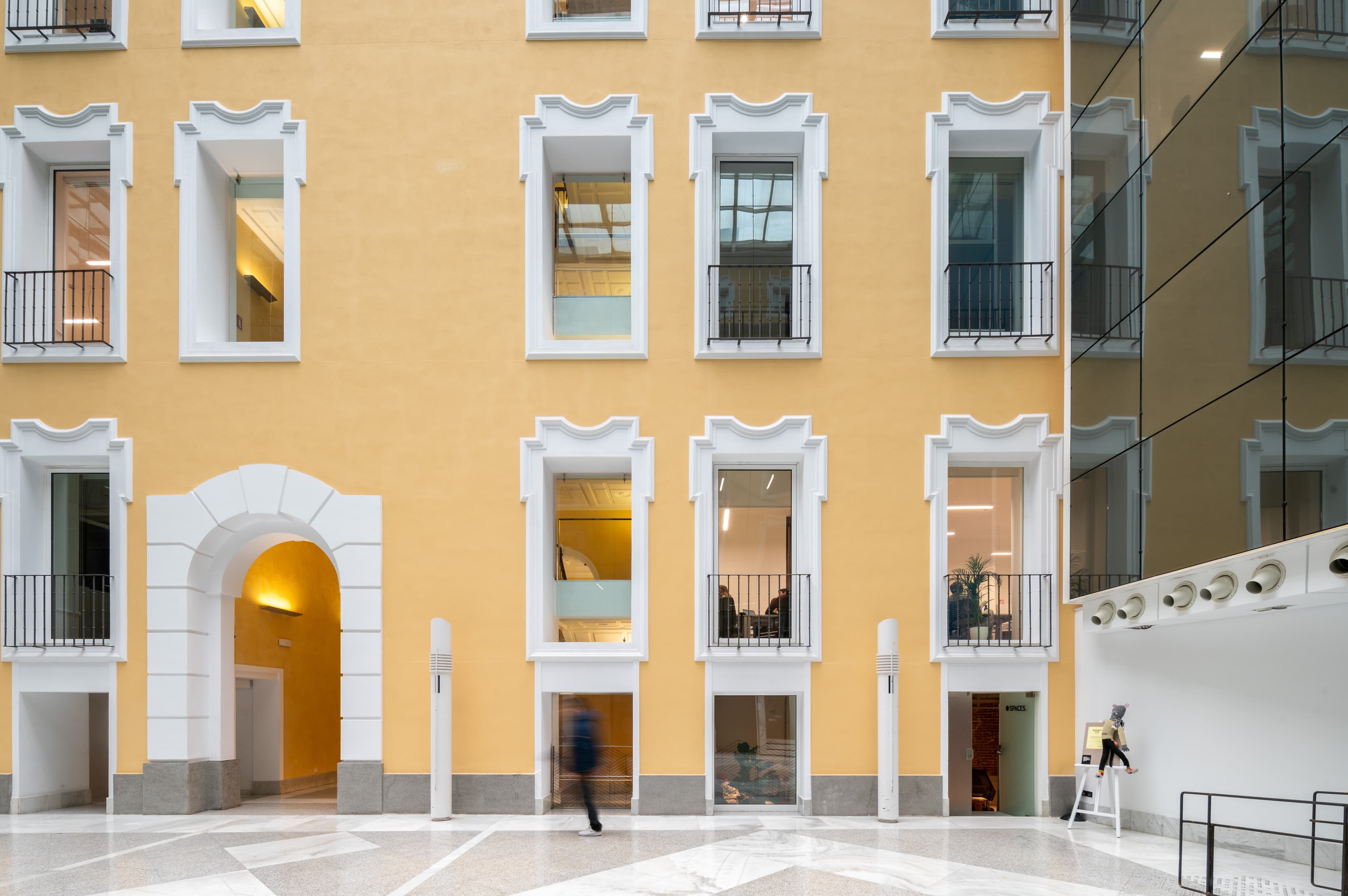 Madrid, Spaces Las Cortes image 3 Madrid, Spaces Las Cortes image 3