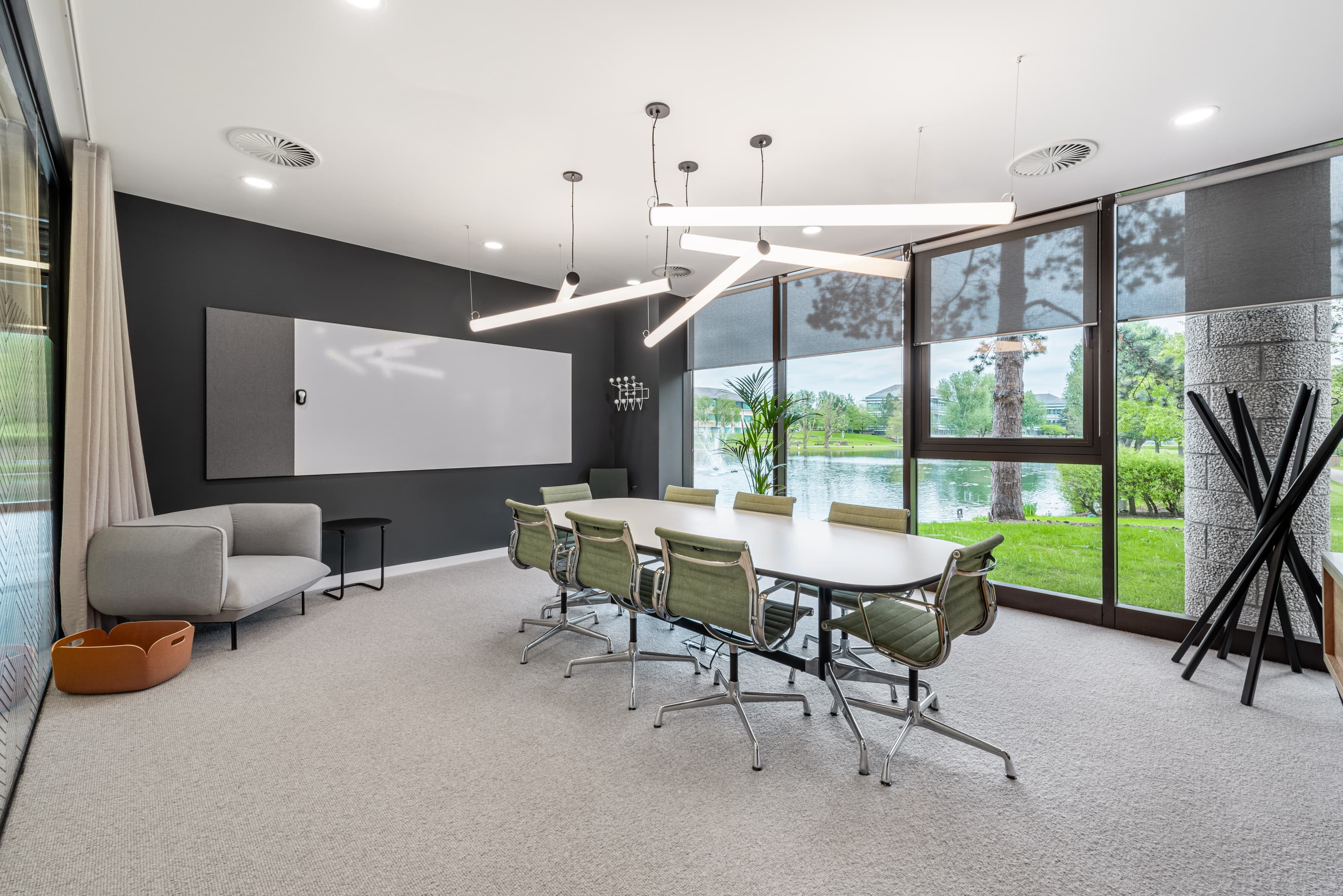 Reading, Waterside Drive image 9