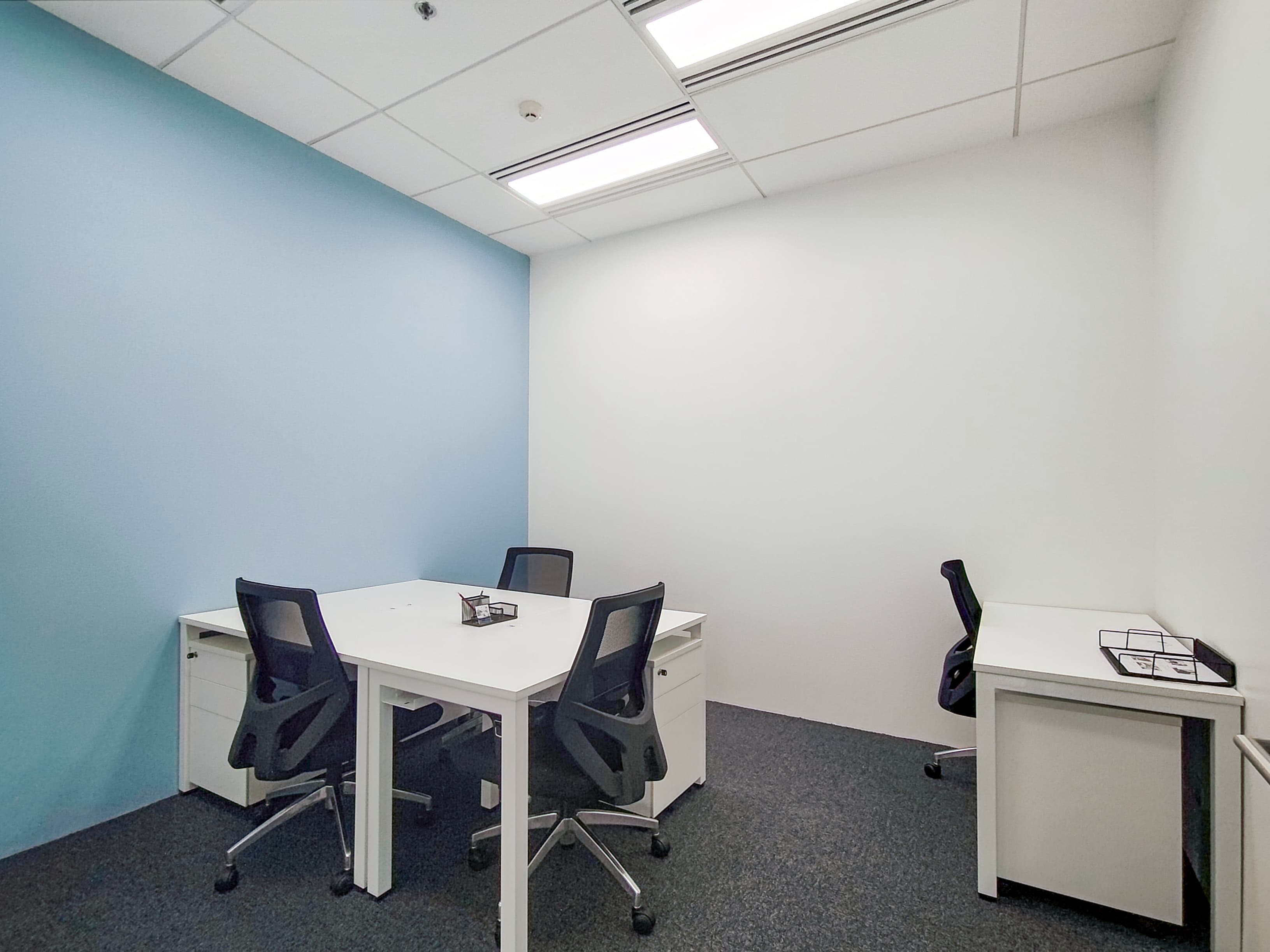 Bangkok, Sukhumvit Hills image 9