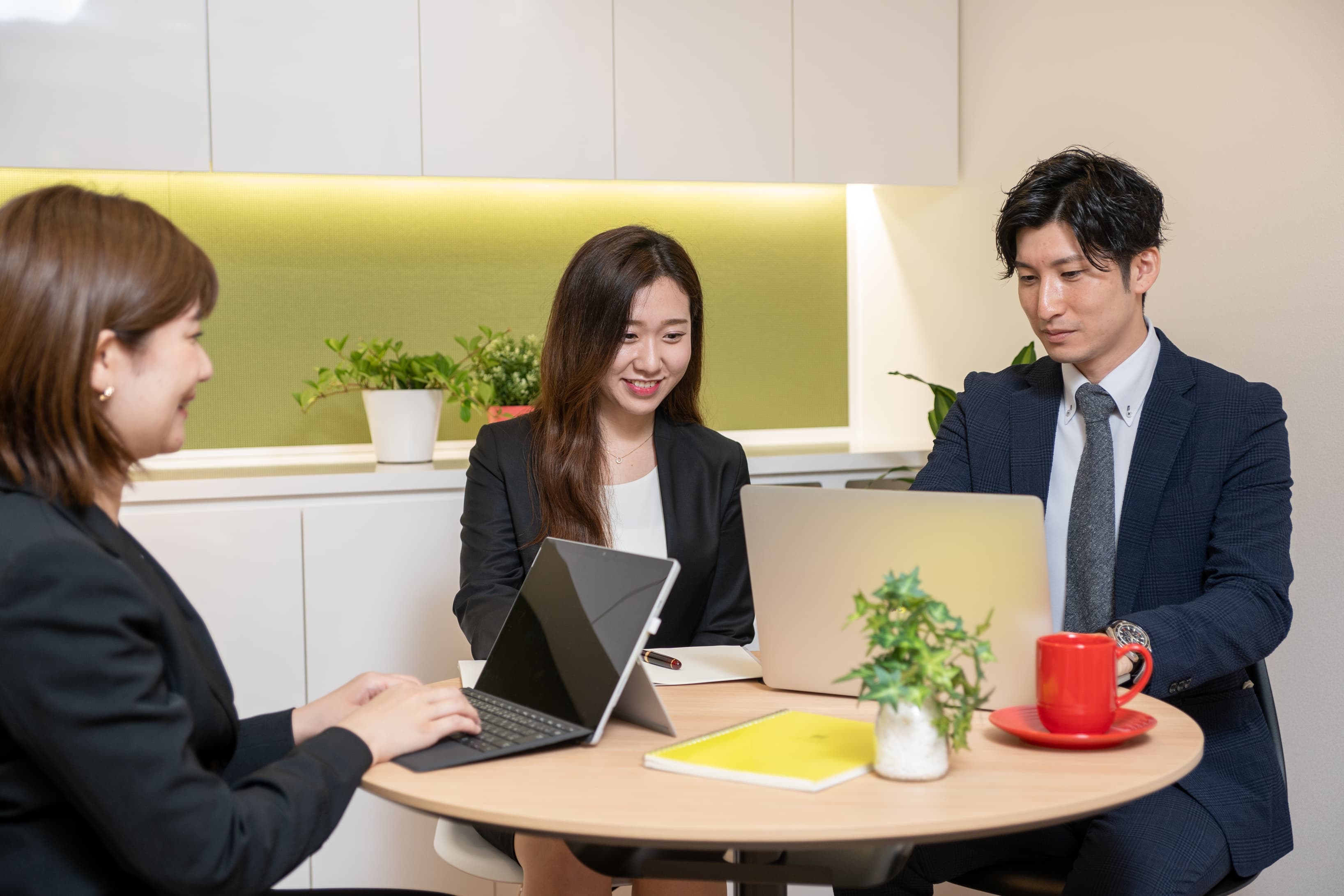 Osaka, Midosuji image 1